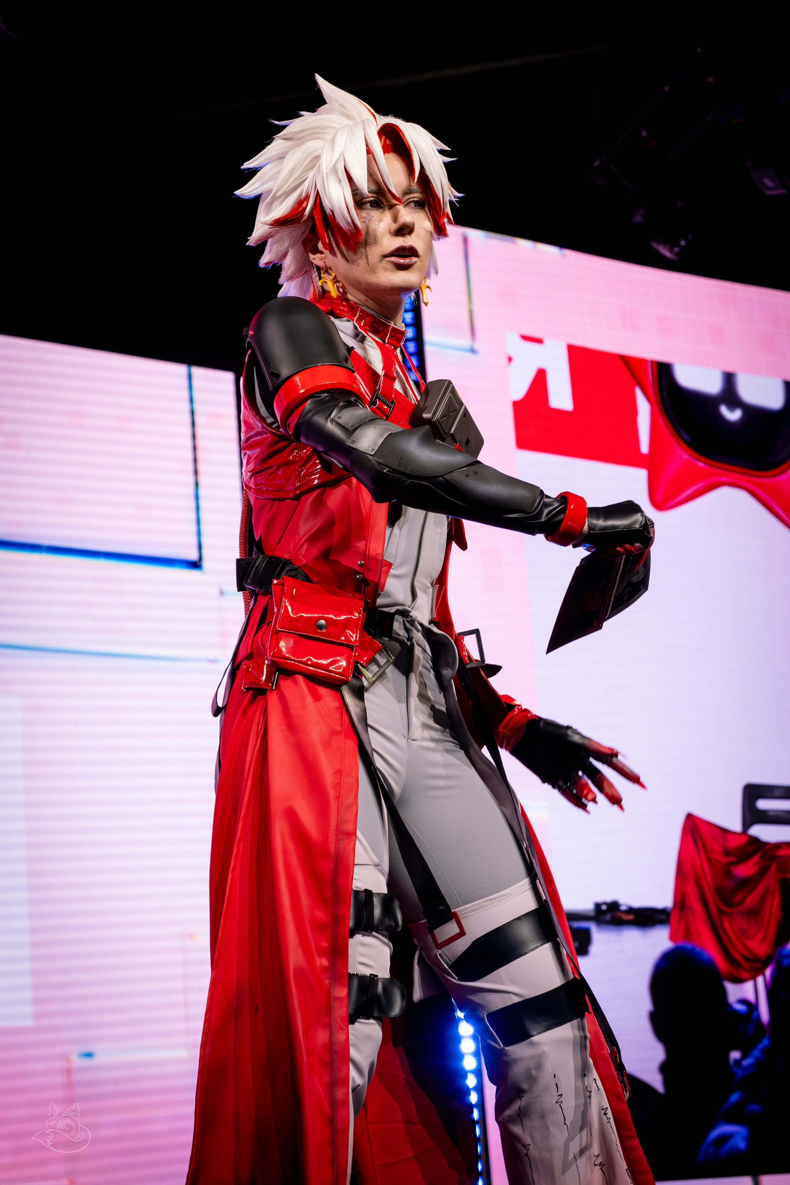 Сцена РЭД ЭКСПО 2024. Косплей фотограф