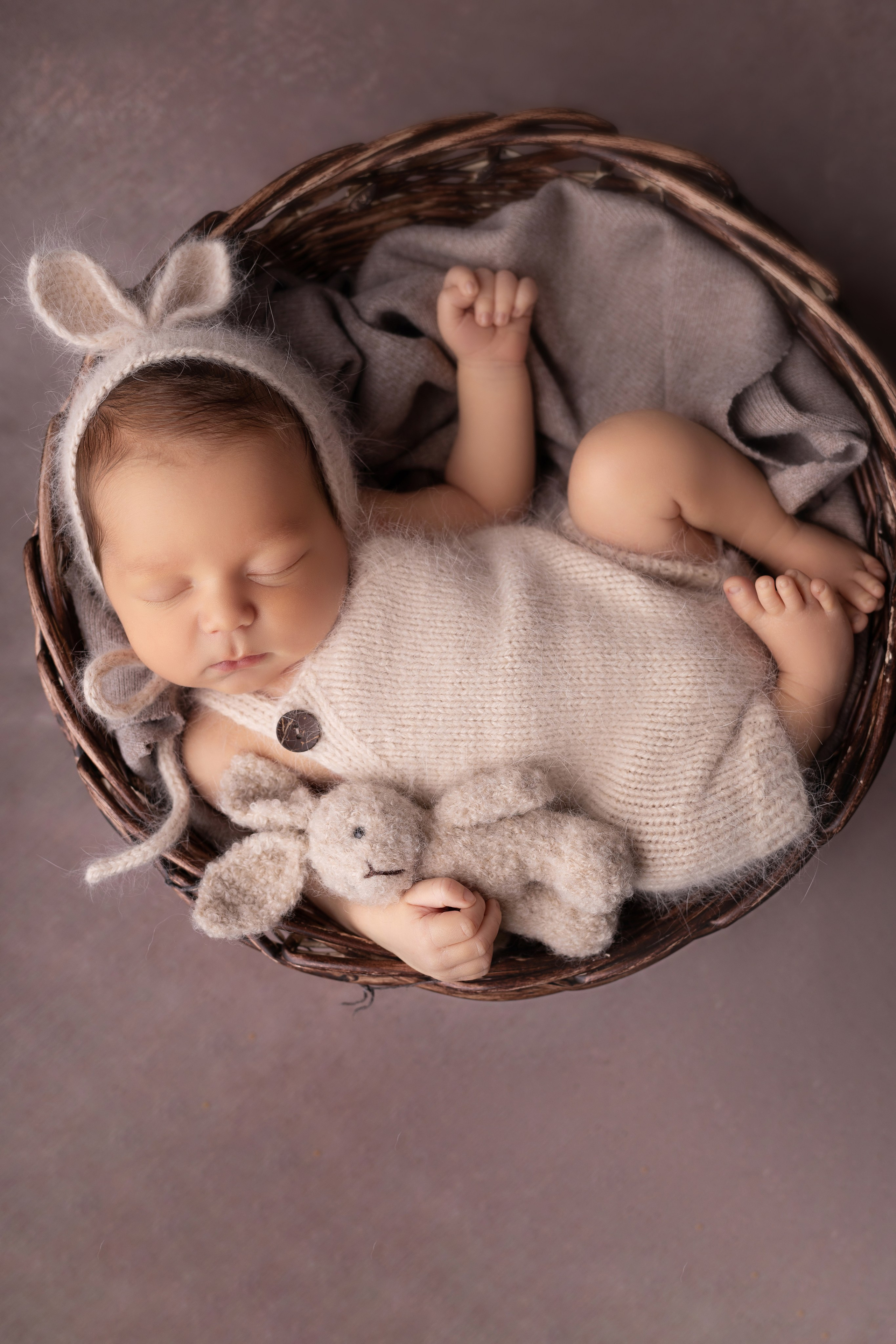 Классическая фотосессия малыша. Фотограф новорожденных малышей в Омске и Омской области Эльвира Камаева