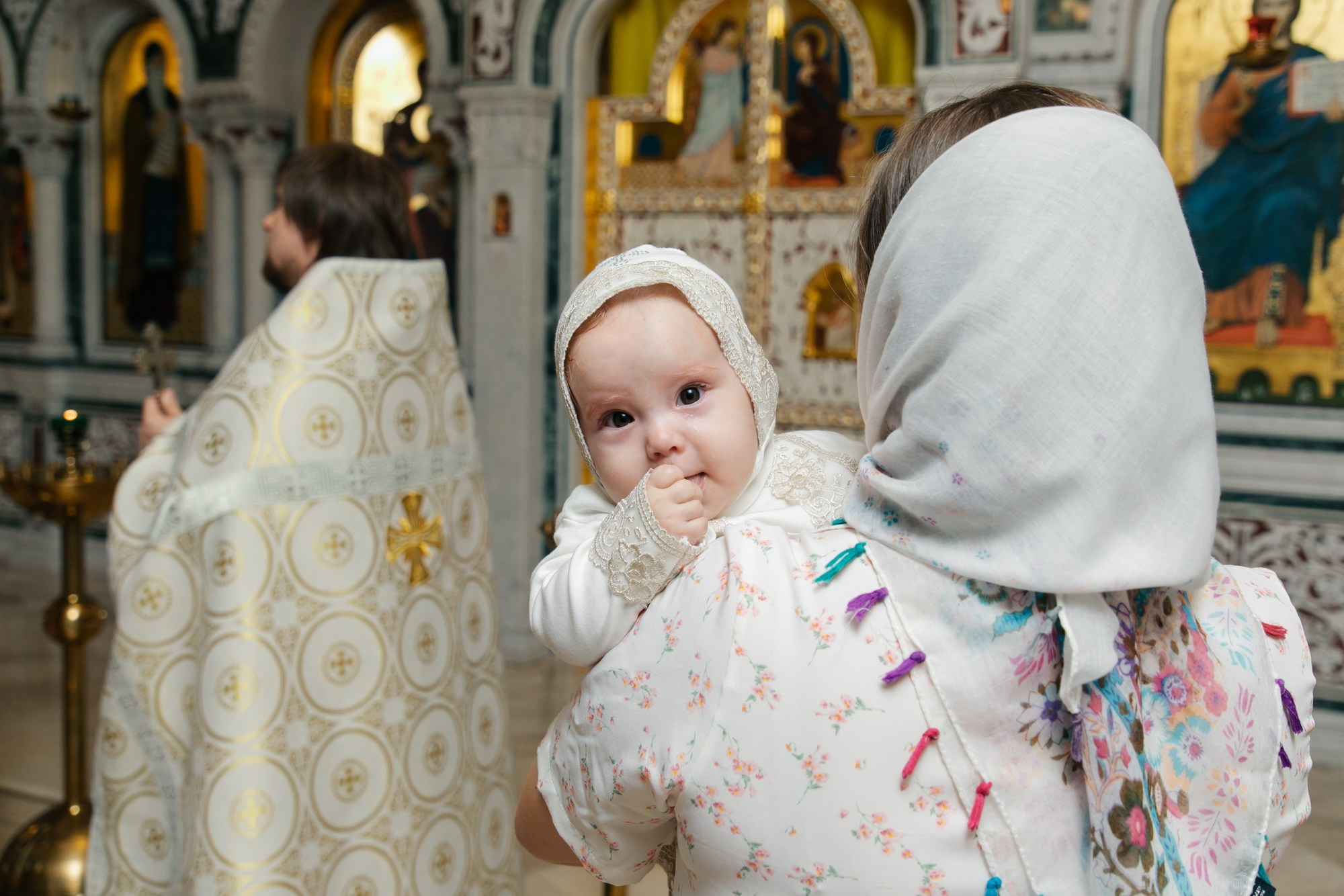Крещение малышки в Никольском Морском соборе, г. Кронштадт, лучшие храмы для крещения, где крестить в спб, как записаться на крещение, сколько стоит крещение питре, как покреститься спб, фотограф на крещение
