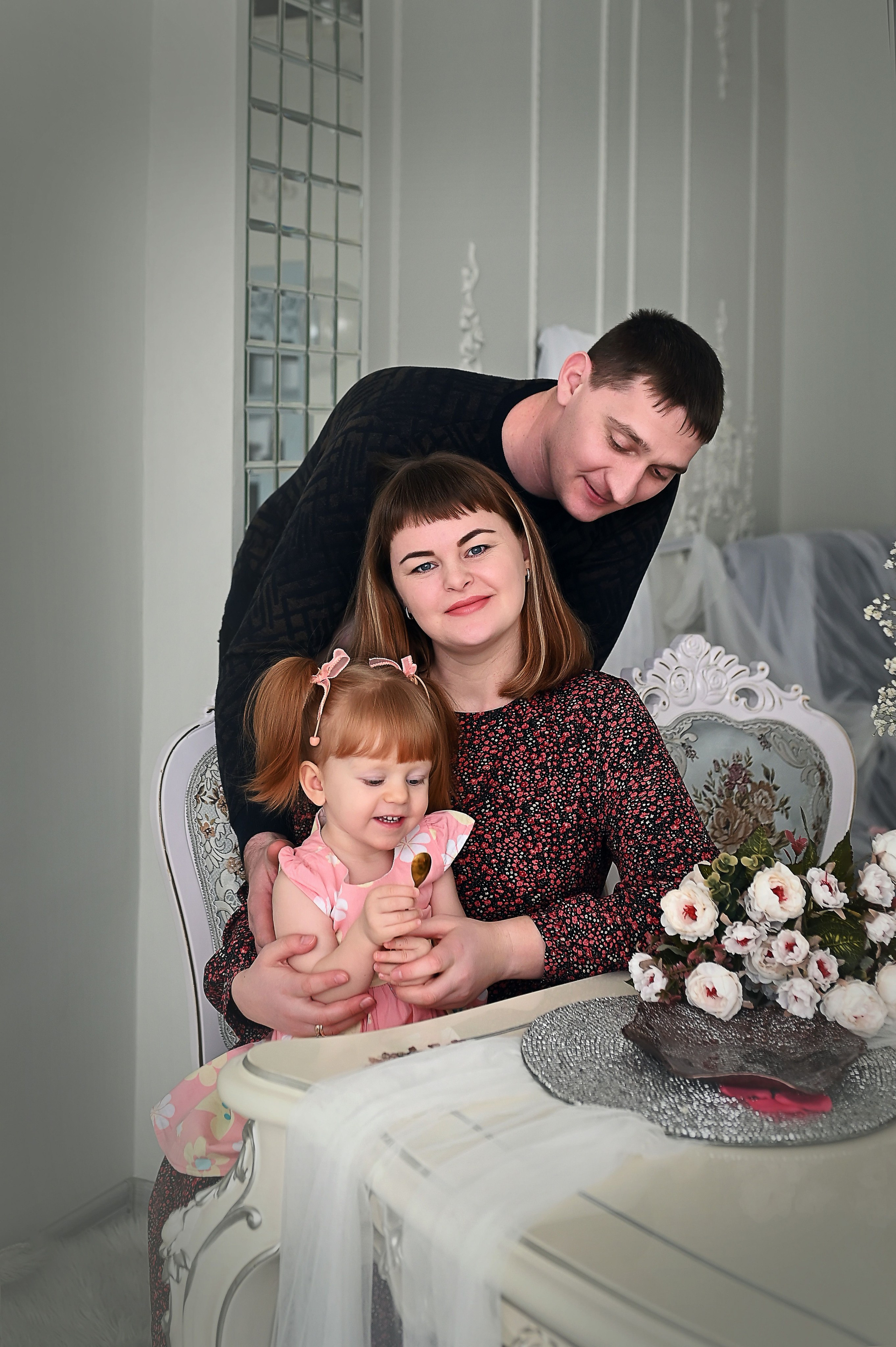 Аня, Алексей и Катюша. Фотографы крещения/венчания  Красноярск Татьяна и Вячеслав Переваловы