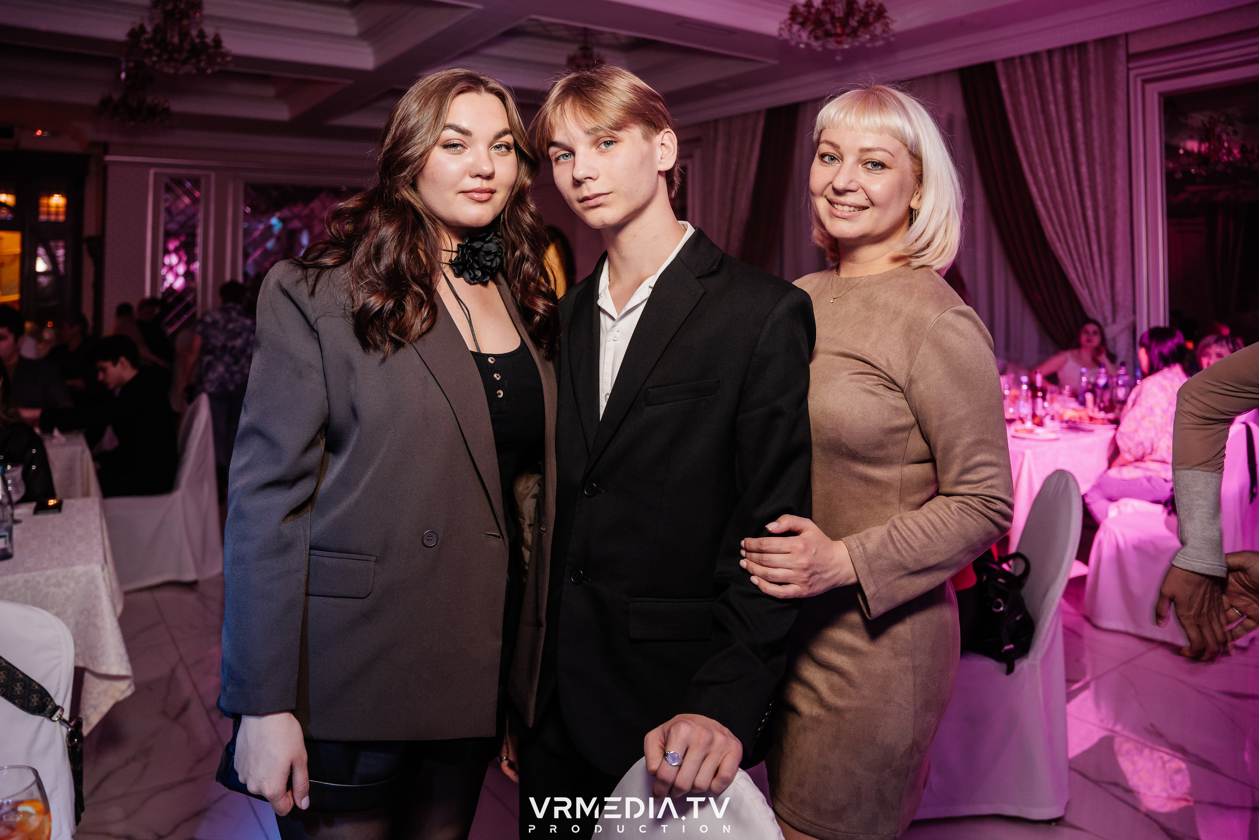 Международный женский день в ресторане «Лазурный берег»