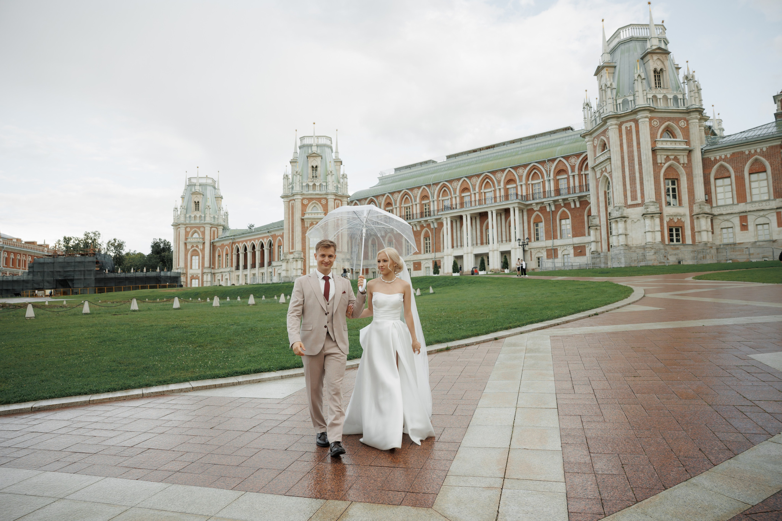 Отель «Милан», Шипиловский ЗАГС, прогулка в парке Царицыно. Свадебный и репортажный фотограф (Москва, Королев и другие)