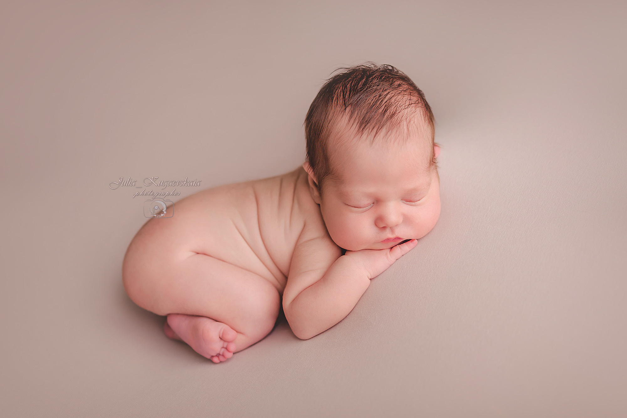 фотосессия новорожденного в Тюмени