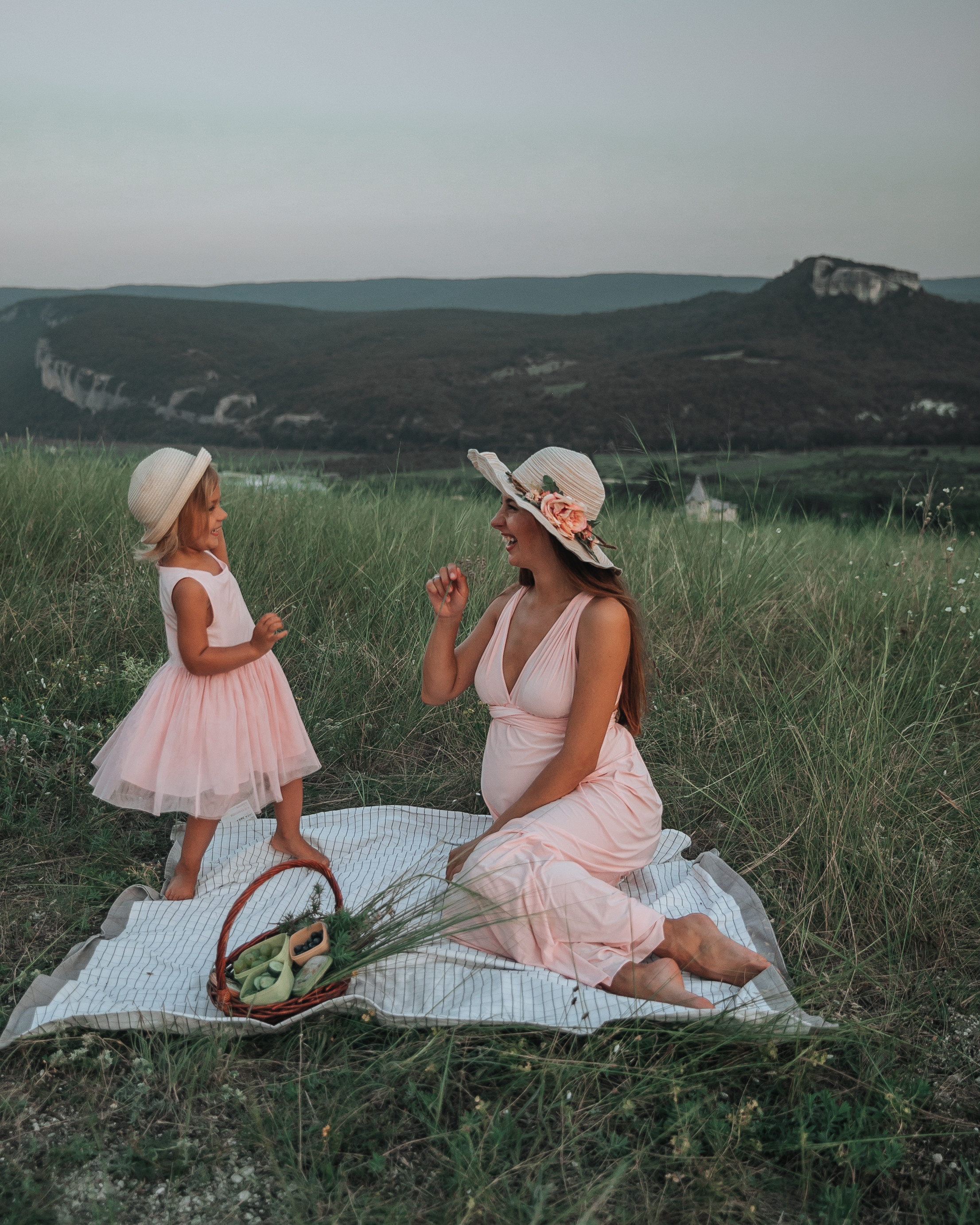 Валерия & Анастасия. Семейный фотограф и видеограф Николай Ставский