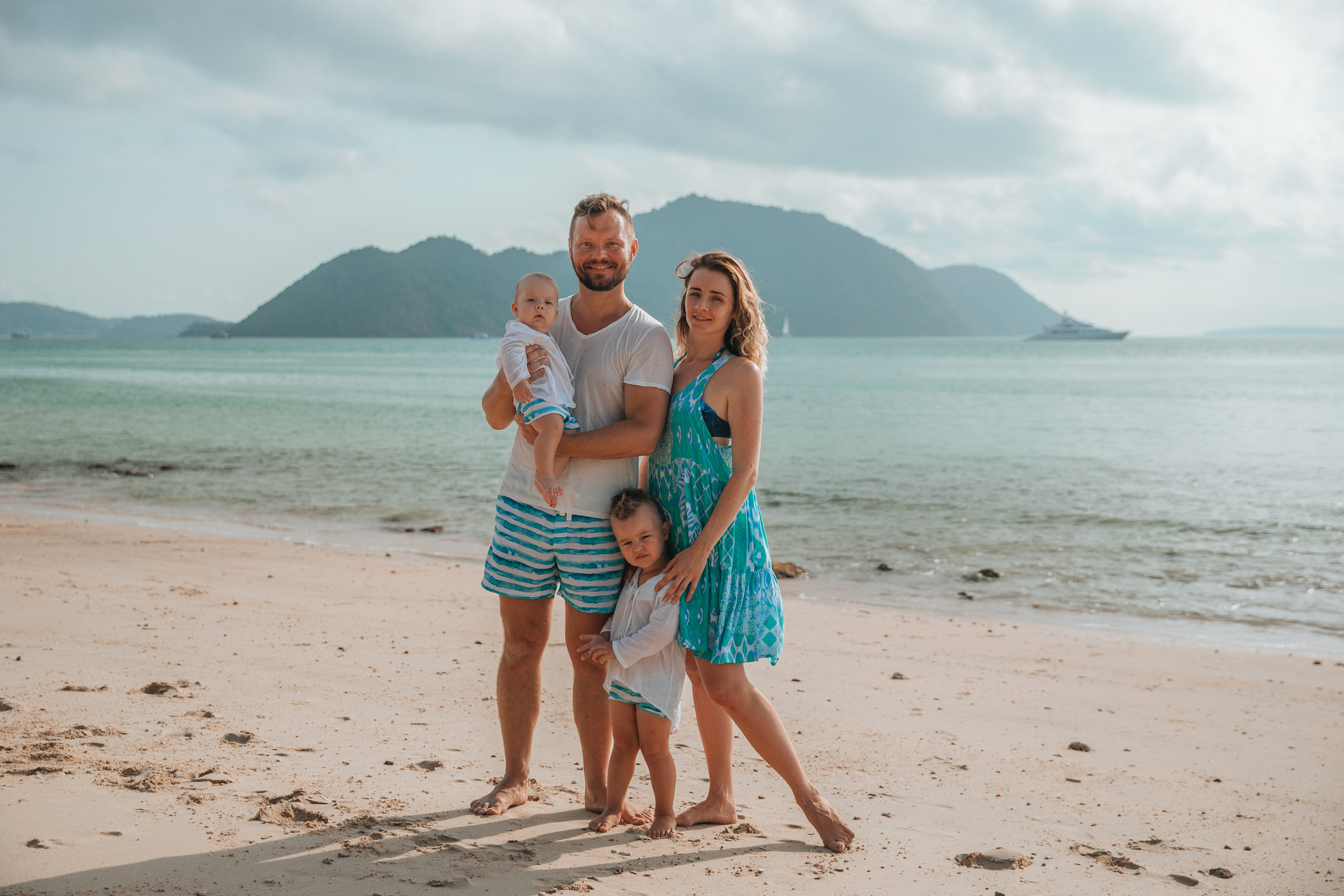 Валерия с семьей. Семейный фотограф и видеограф Николай Ставский