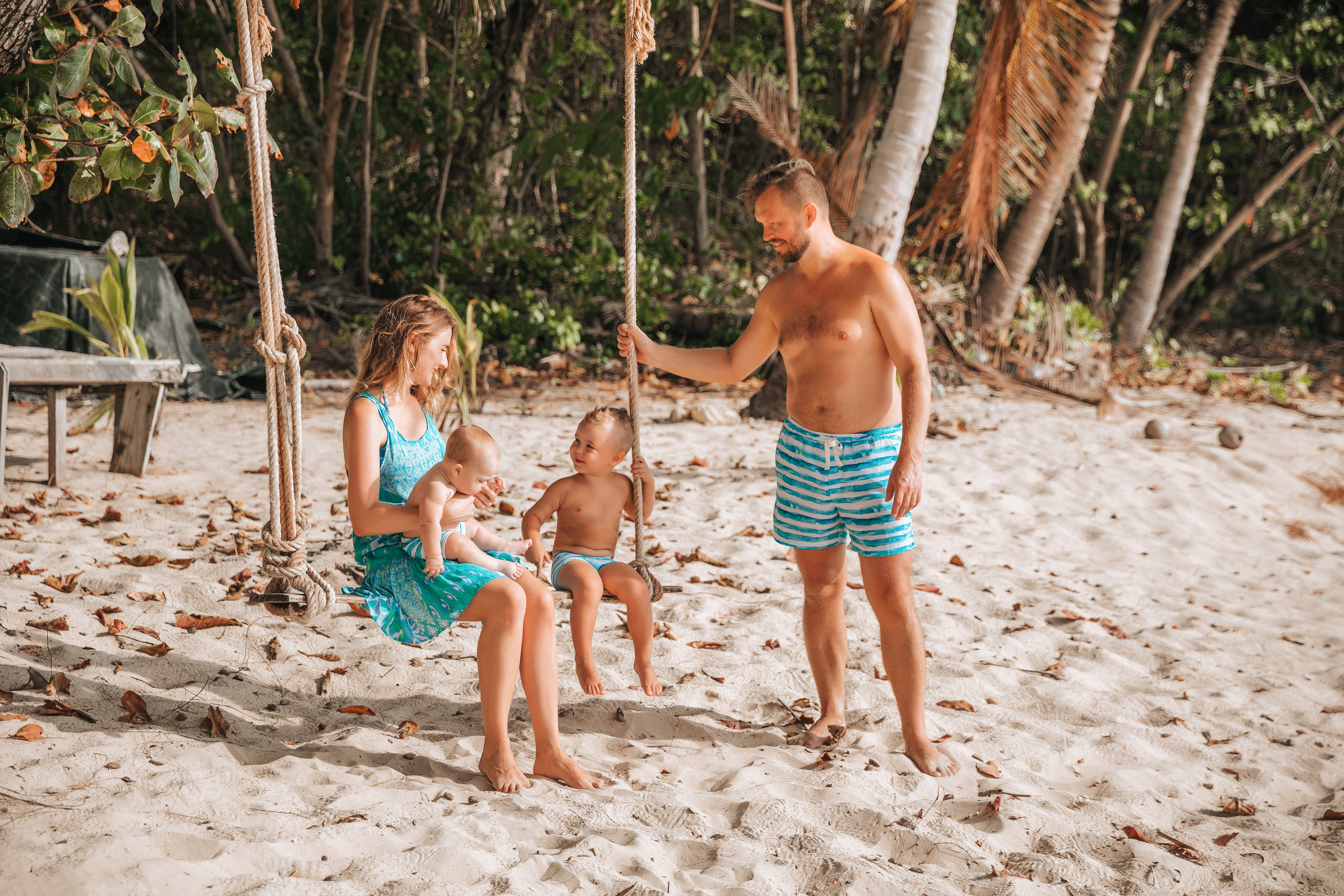 Валерия с семьей. Семейный фотограф и видеограф Николай Ставский