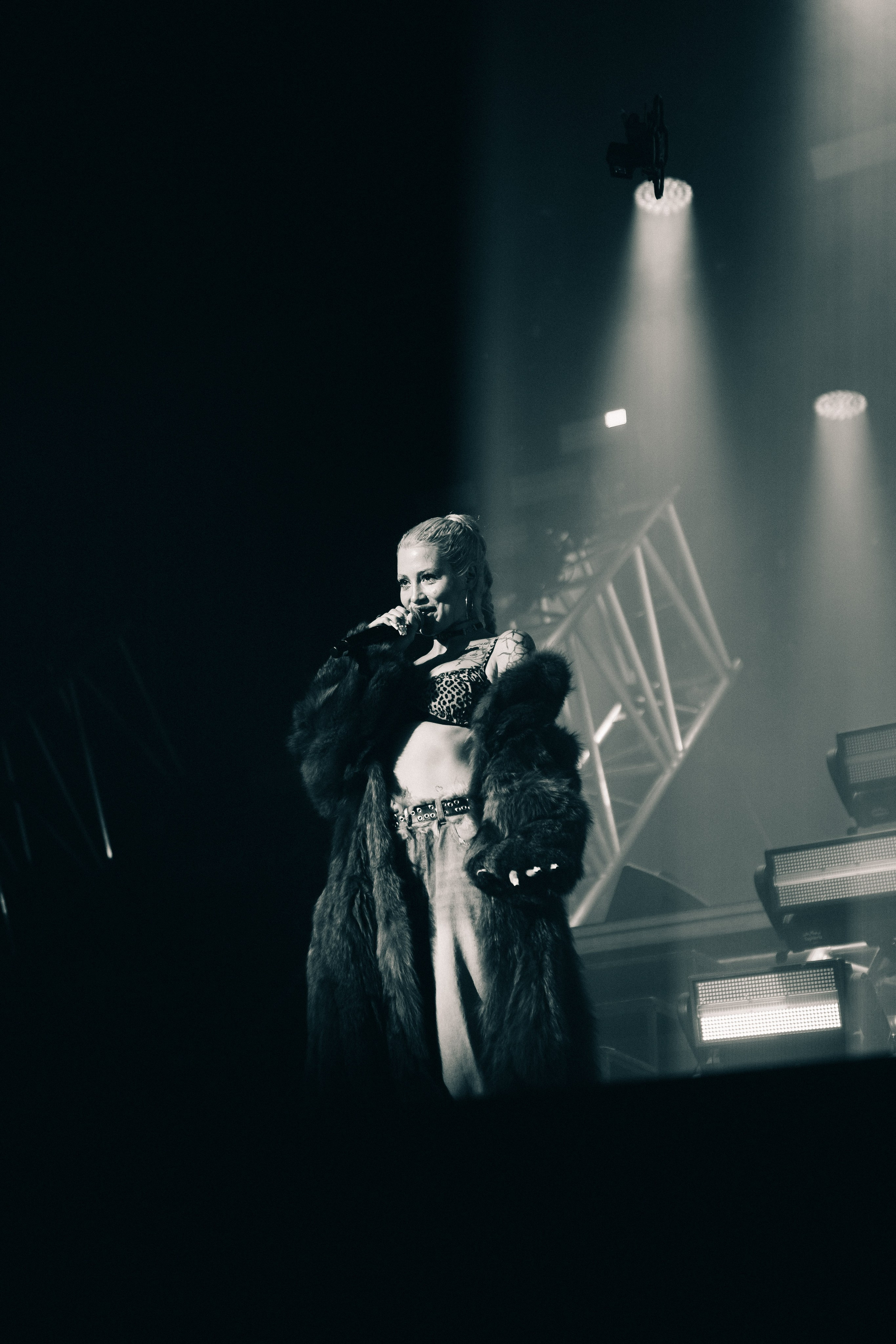 TOXIS. PASHAHARCE PHOTOGRAPHER & VIDEOGRAPHER