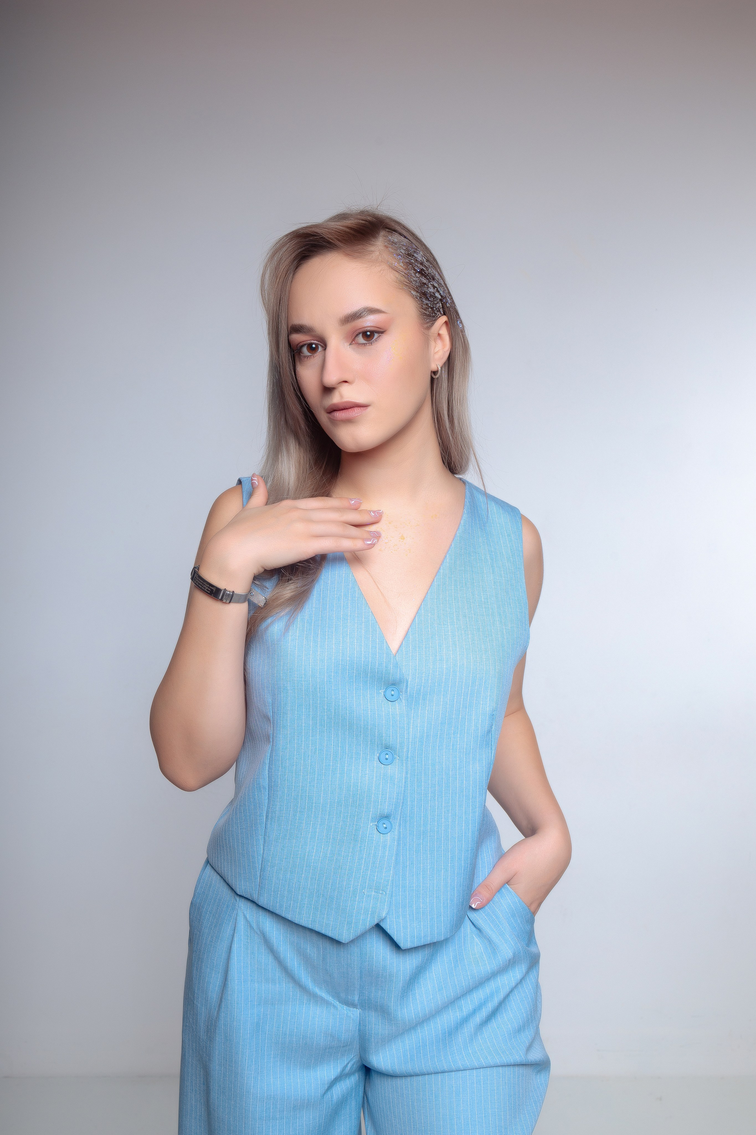 Индивидуальная фотосессия Алины. Выпускные альбомы в Серпухове