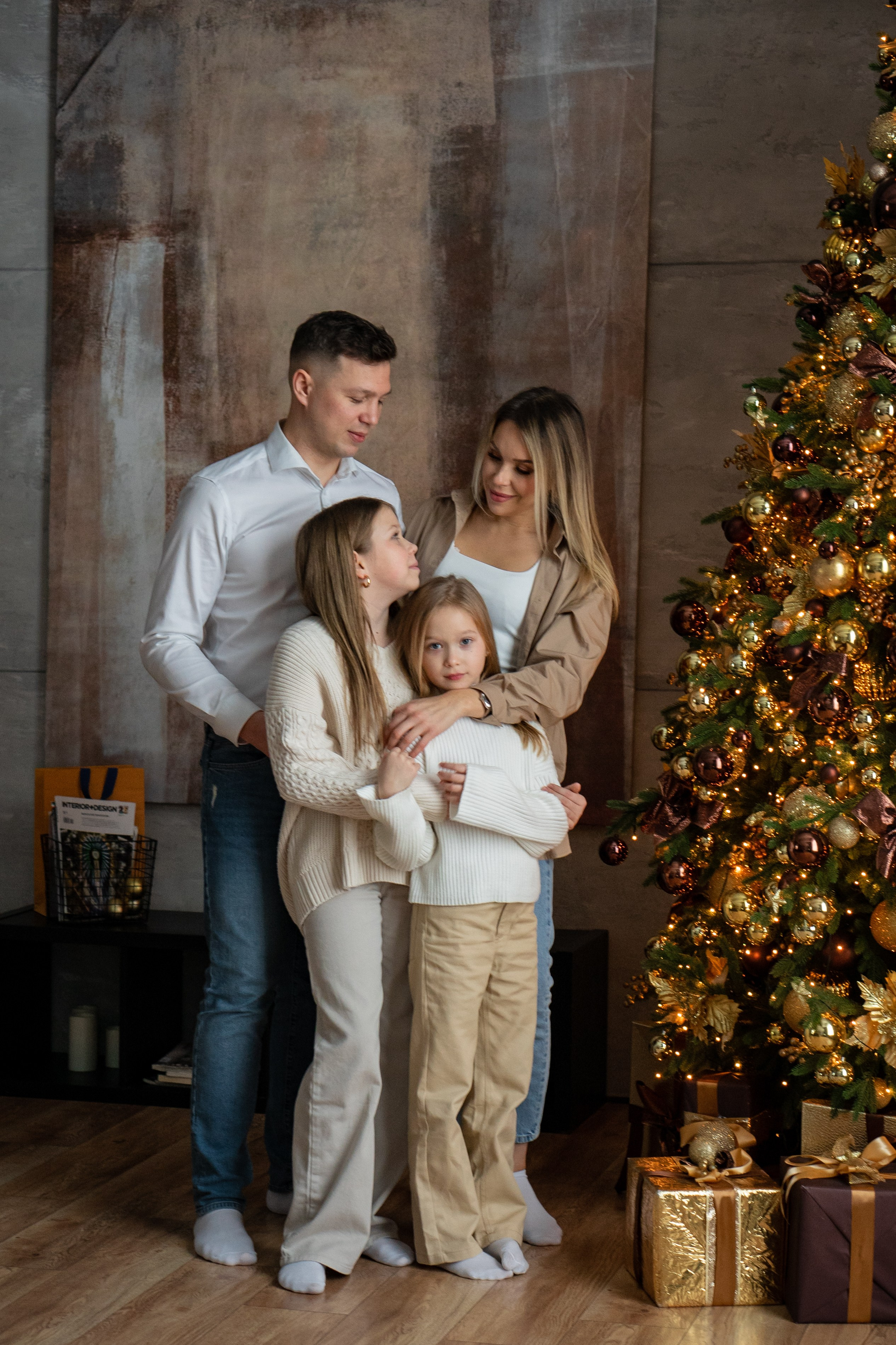 Семья К. Новогодняя история в студии. Фотограф Ольга Игорева