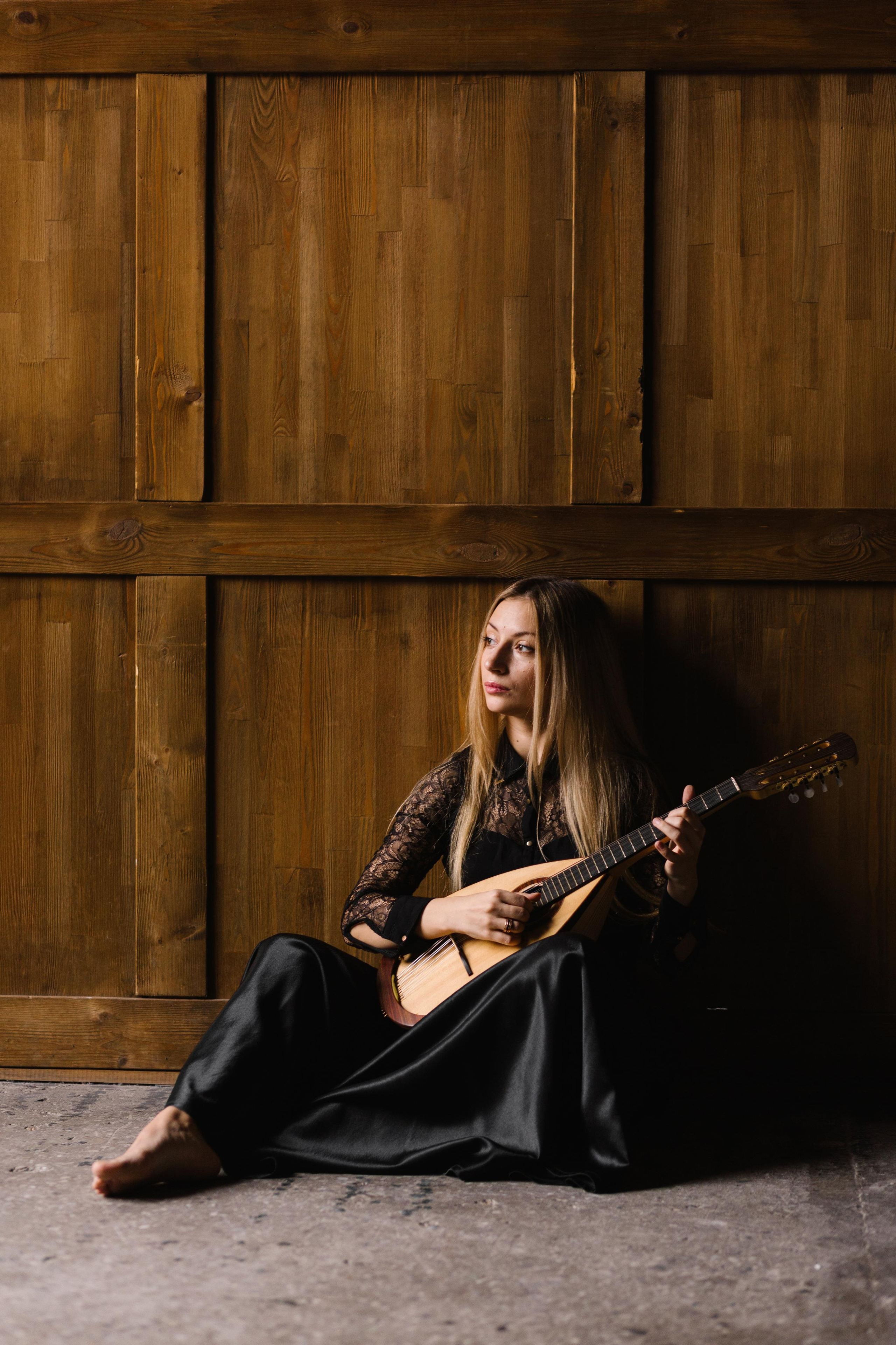 Таня с Мандолой. Семейный и портретный фотограф в Санкт-Петербурге Андрей Воробьев