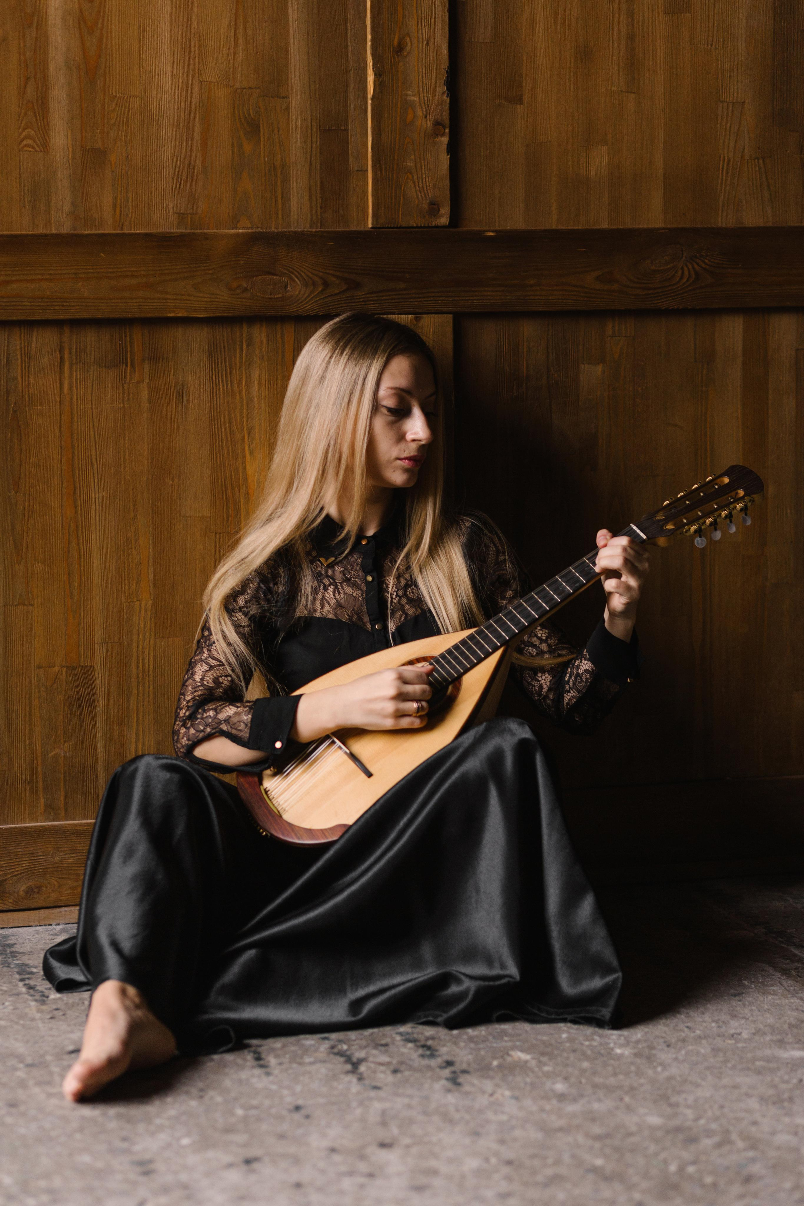 Таня с Мандолой. Семейный и портретный фотограф в Санкт-Петербурге Андрей Воробьев