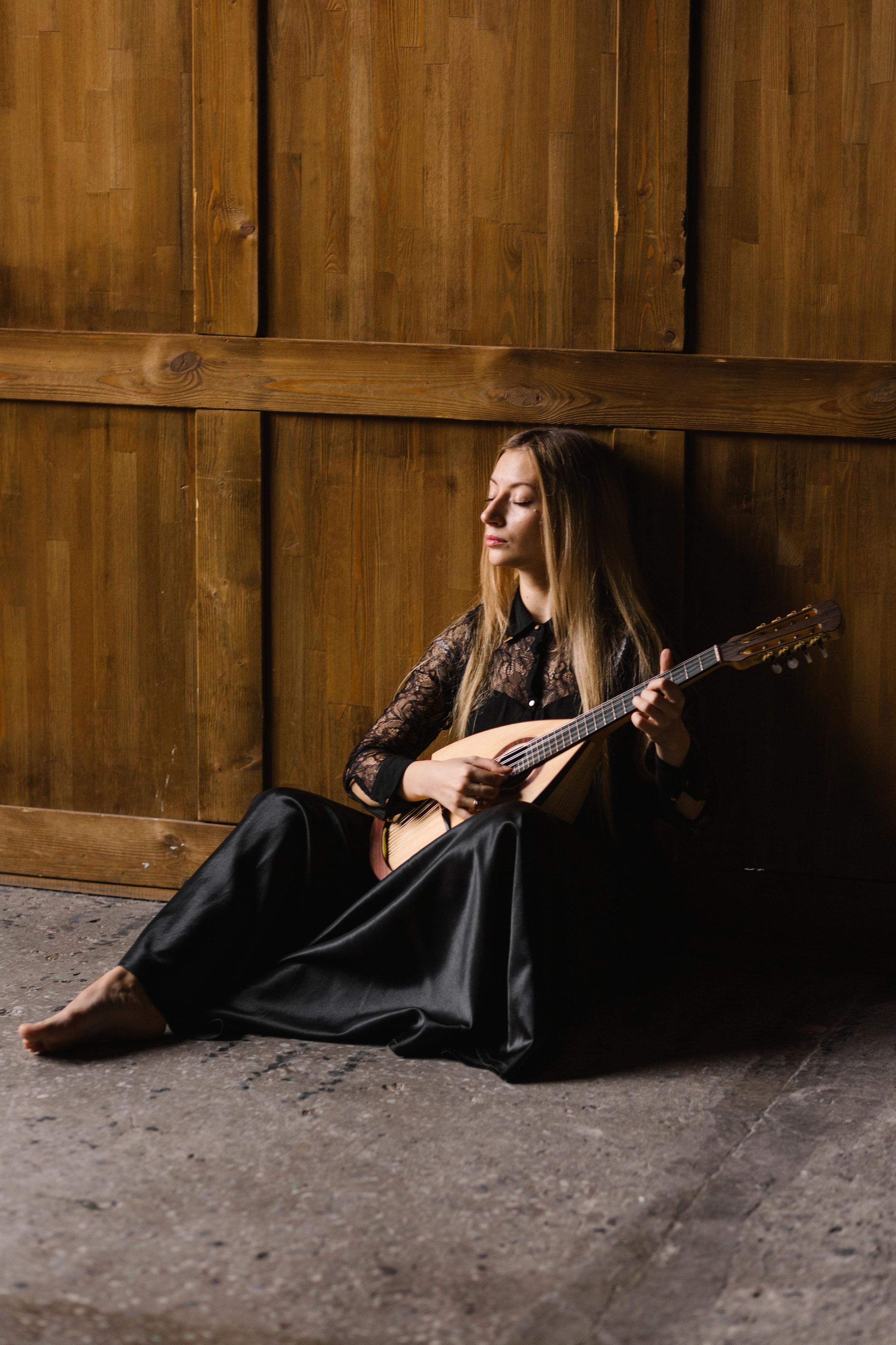 Таня с Мандолой. Семейный и портретный фотограф в Санкт-Петербурге Андрей Воробьев