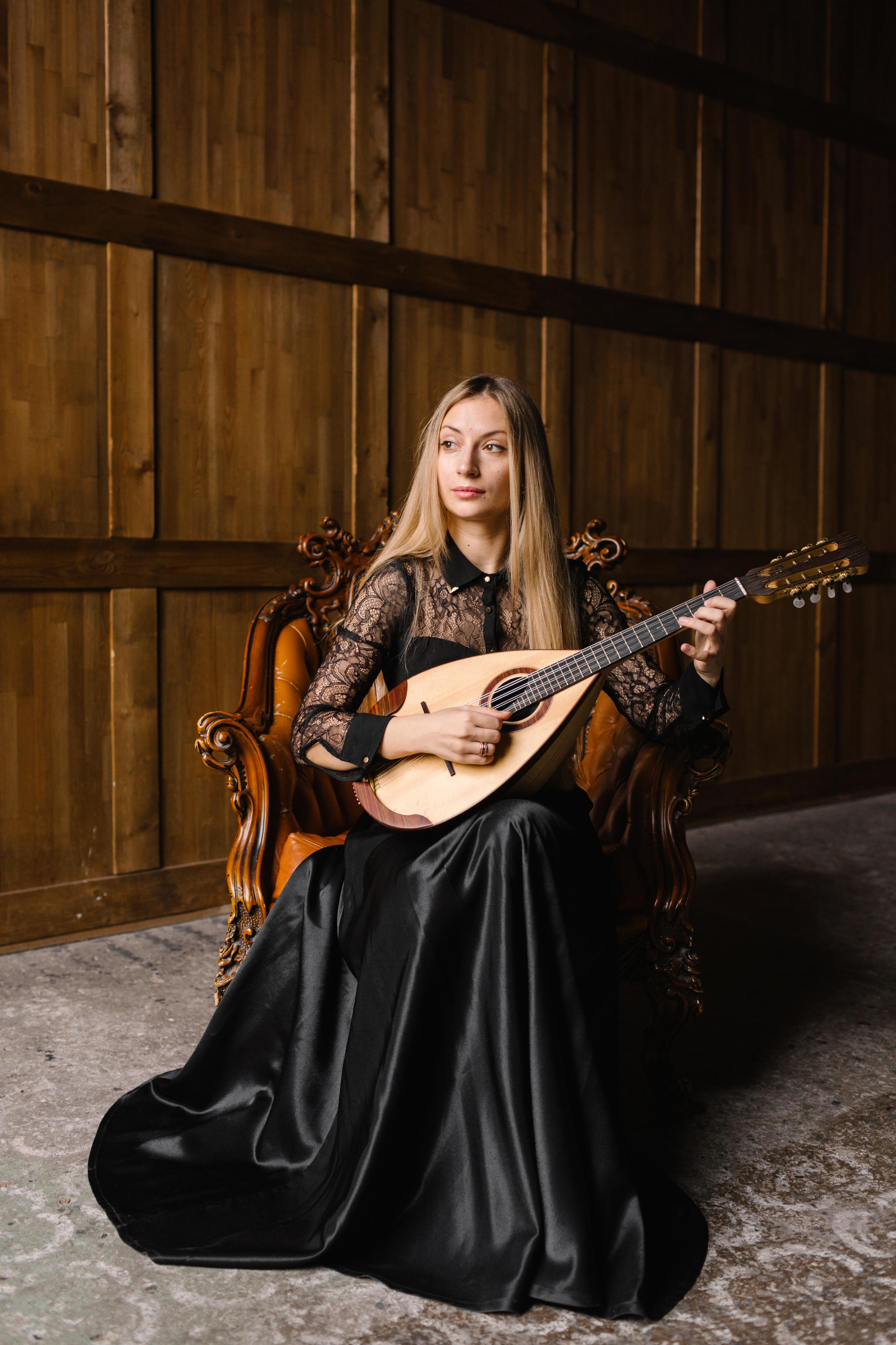 Таня с Мандолой. Семейный и портретный фотограф в Санкт-Петербурге Андрей Воробьев