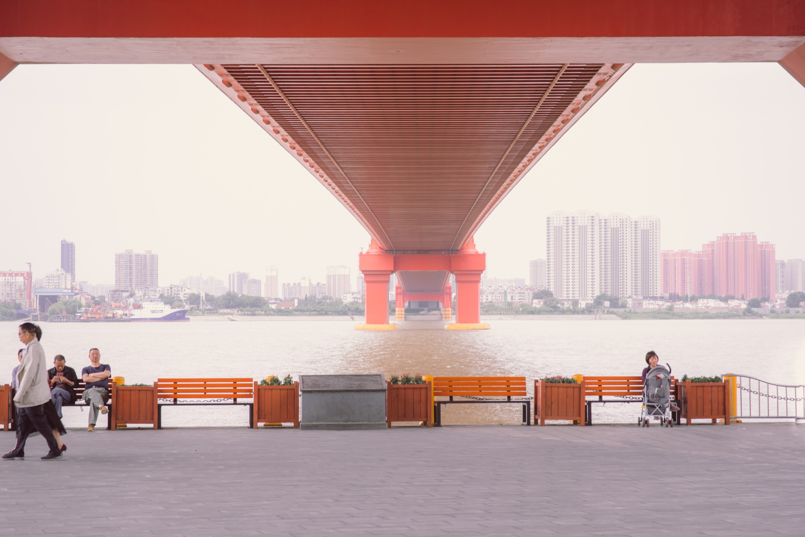 Рекламный фотограф из Гуанчжоу: путешествие по Уханю через объектив камеры. Коммерческий и предметный фотограф в Гуанчжоу Коваленко Александр