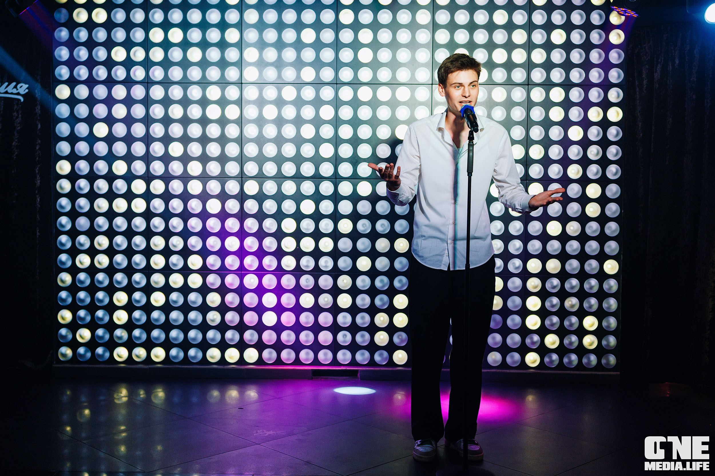 Фоторепортаж из караоке-клуба Эйфория. One Media Life: фоторепортажи, фотоотчеты с мероприятий и заведений