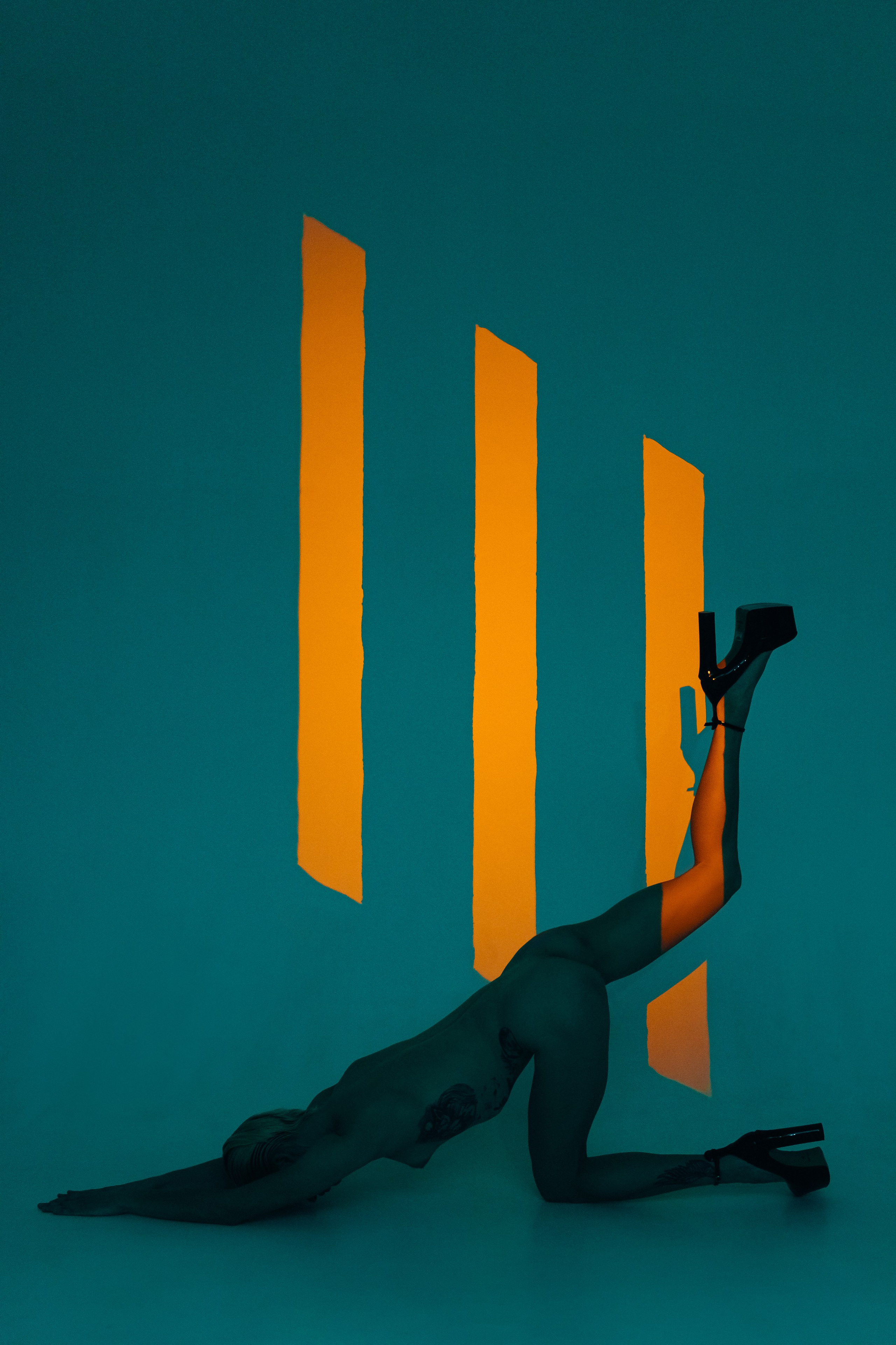 Линии НЮ 18+. Фотограф в Краснодаре Лагунов Владимир