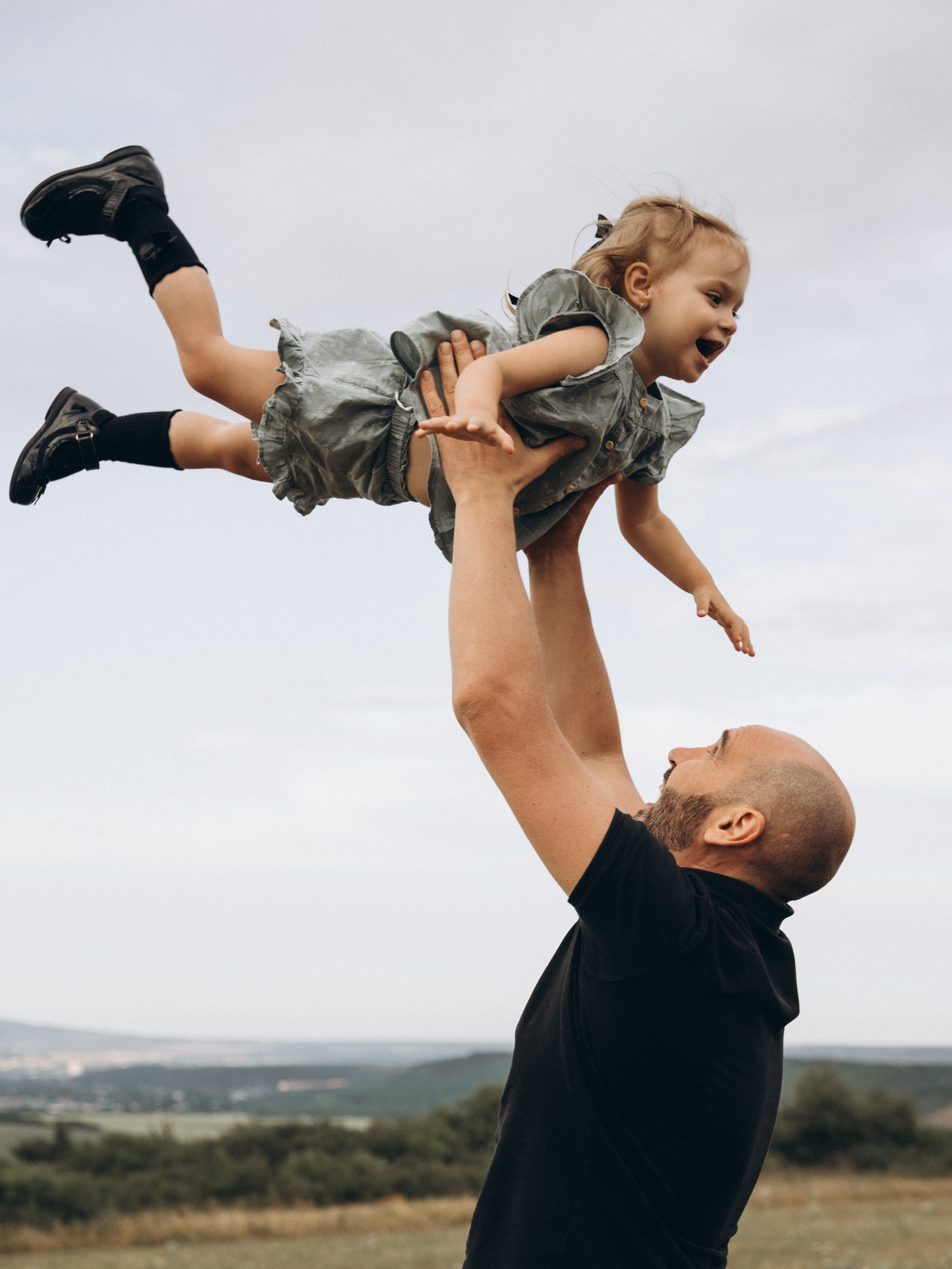 Игорь, Наталья и малышка Николь. Свадебный фотограф Ирина Беляева Пятигорск|Кисловодск|Эльбрус|Домбай