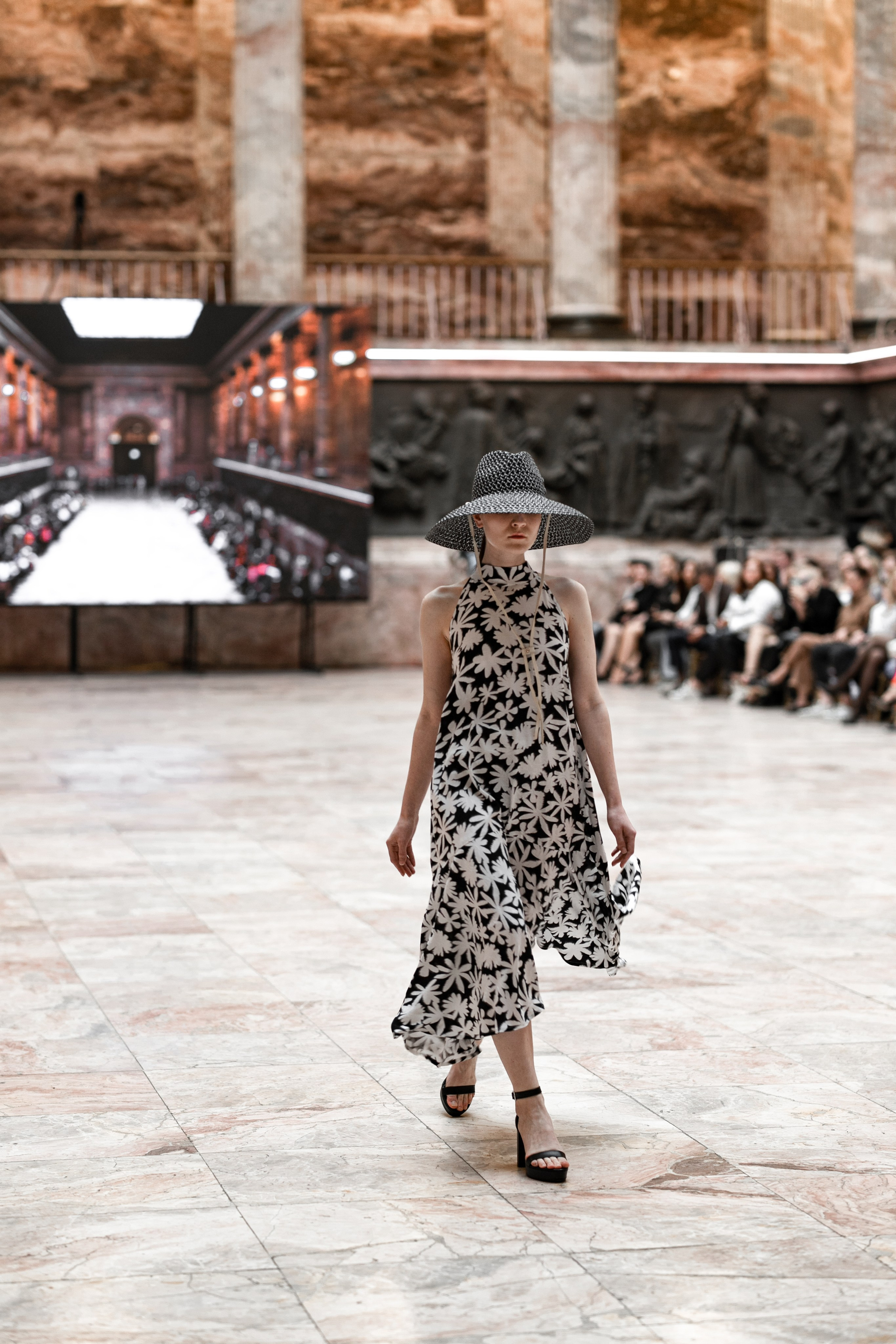 ЦГД. Этнографический музей. Fashion Фотограф в СПб Yana Kochkina