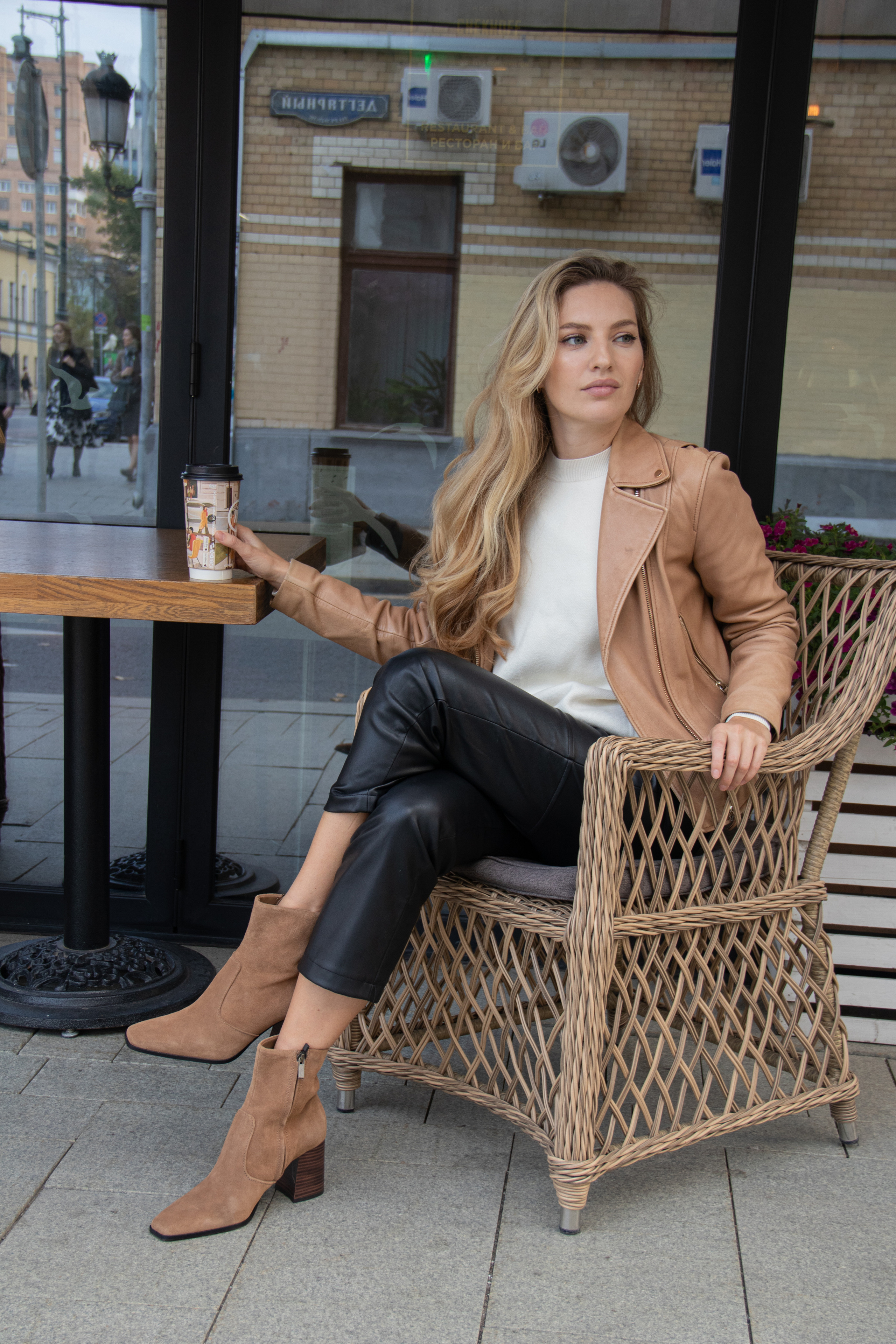 Стрит-съемка с Алиной. Наталия Фролова. Фотограф. Москва