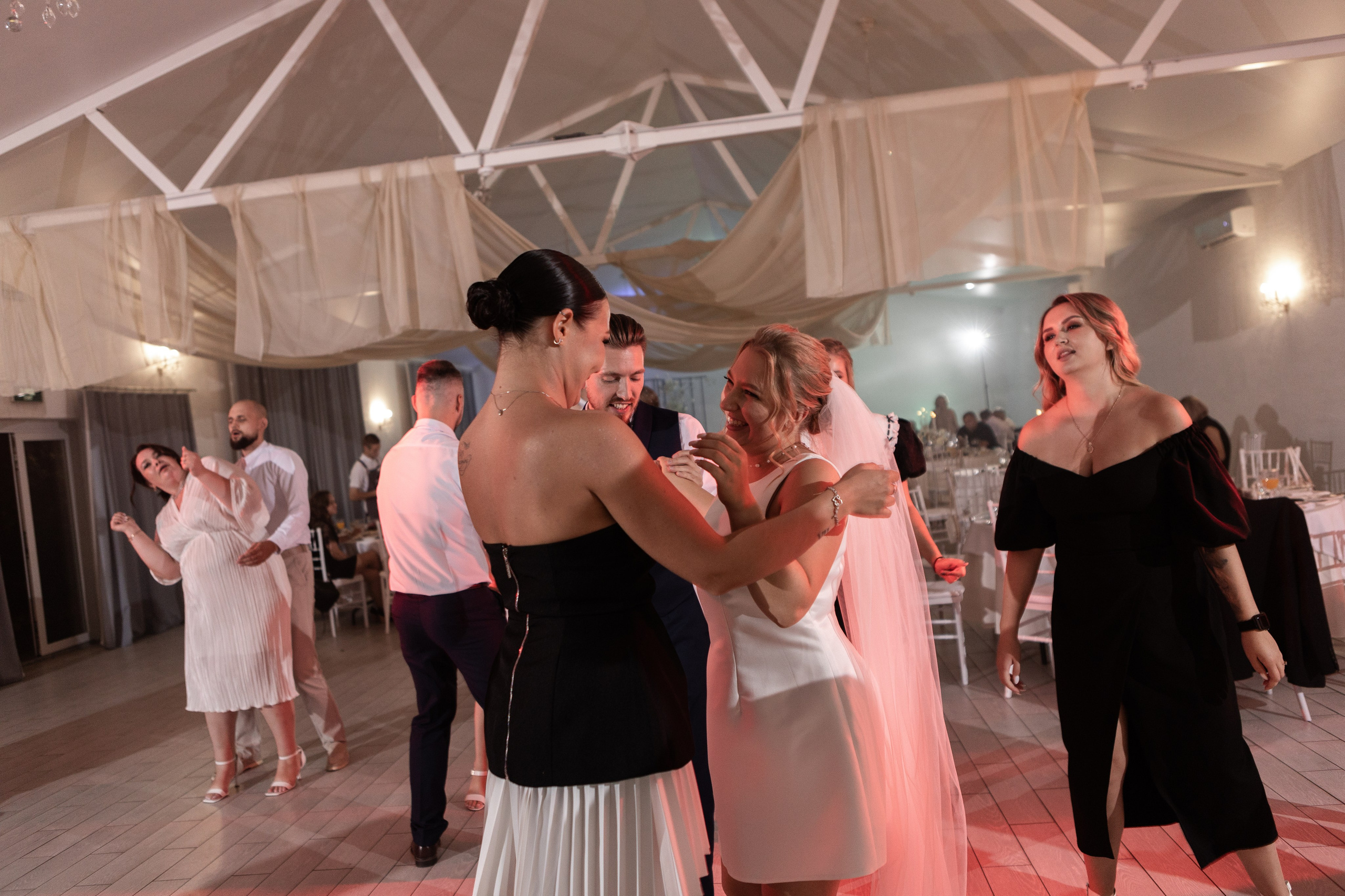 Саша и Виталия. Свадебный фотограф в Воронеже Вероника Богай