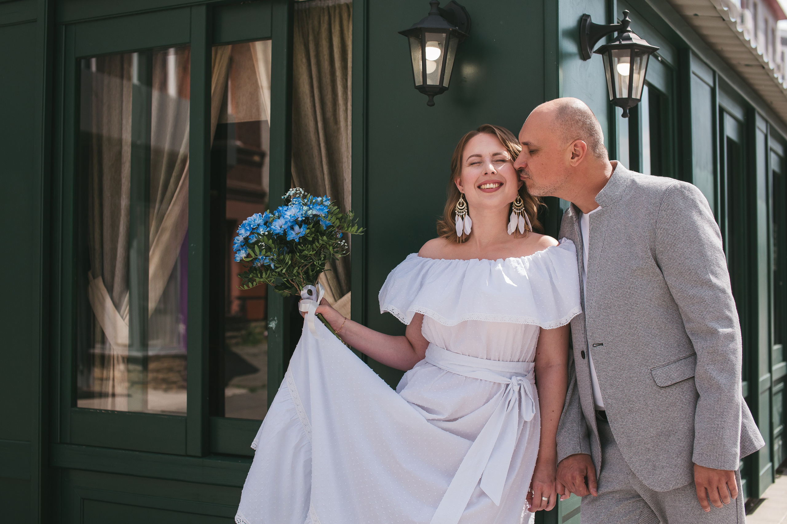 Свадебная прогулка с регистрацией. Семейный и художественный фотограф в Тюмени Юлия Логинова