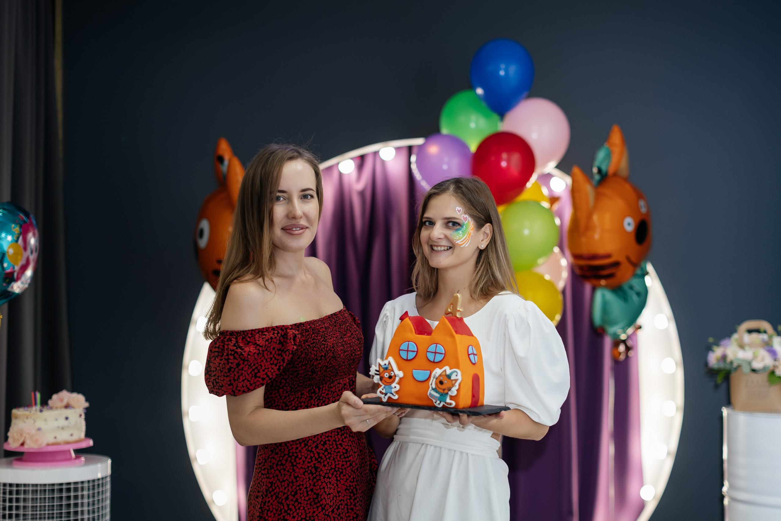 Детские сады и школы. Photograph Svetlana Volkova