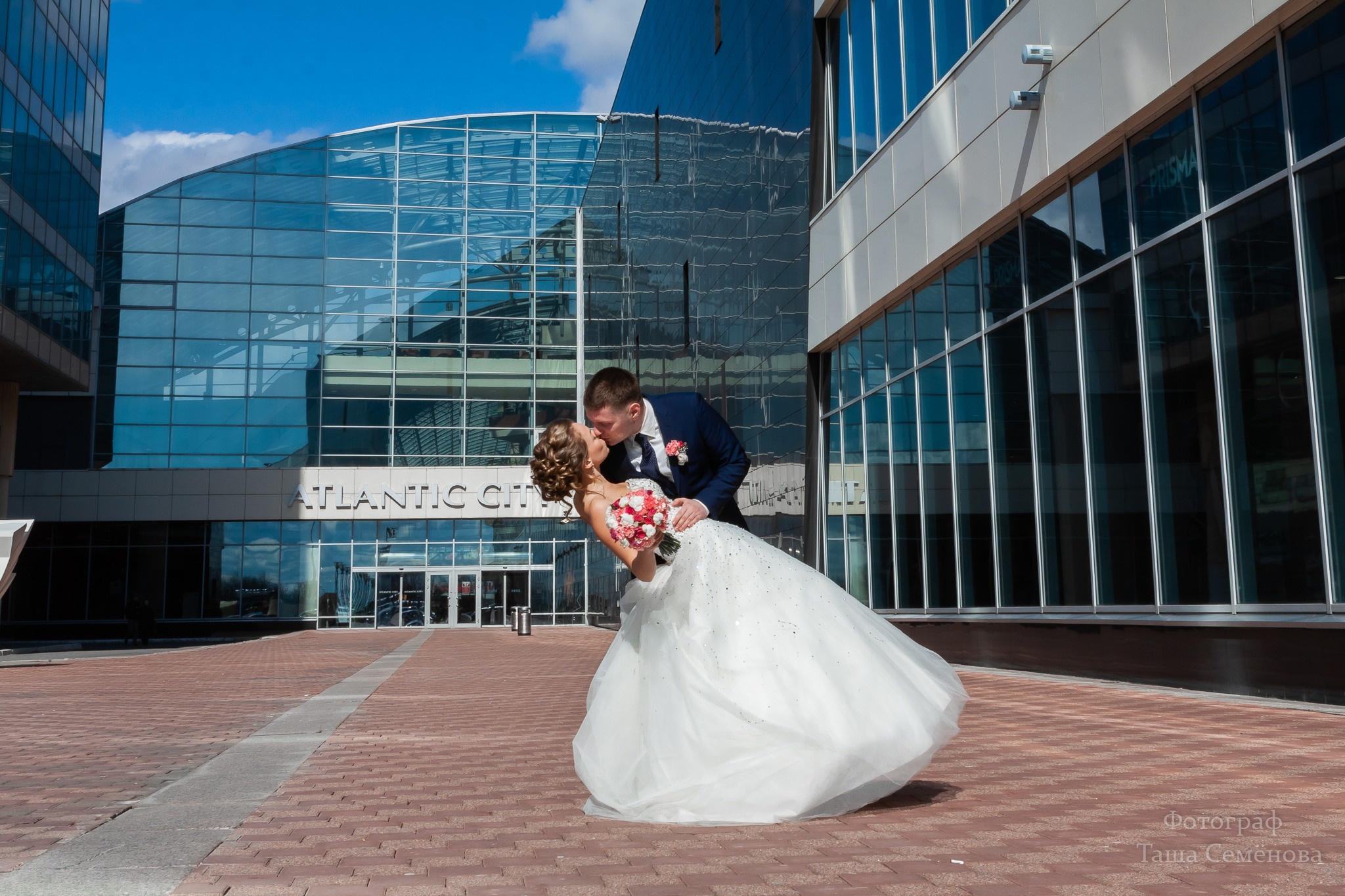 Летняя свадебная фотосъемка в СПб. Семейный и свадебный фотограф в Санкт-Петербурге Таша Семёнова