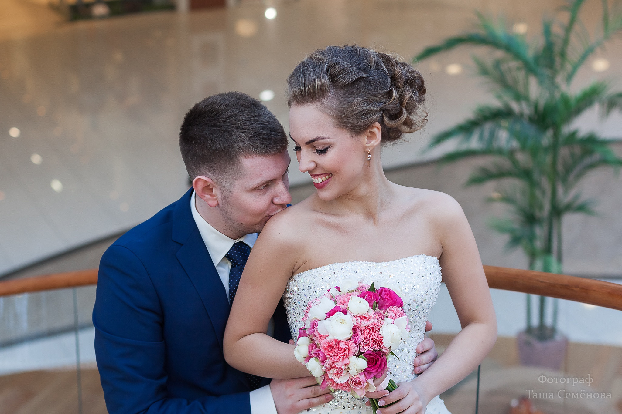 Летняя свадебная фотосъемка в СПб. Семейный и свадебный фотограф в Санкт-Петербурге Таша Семёнова