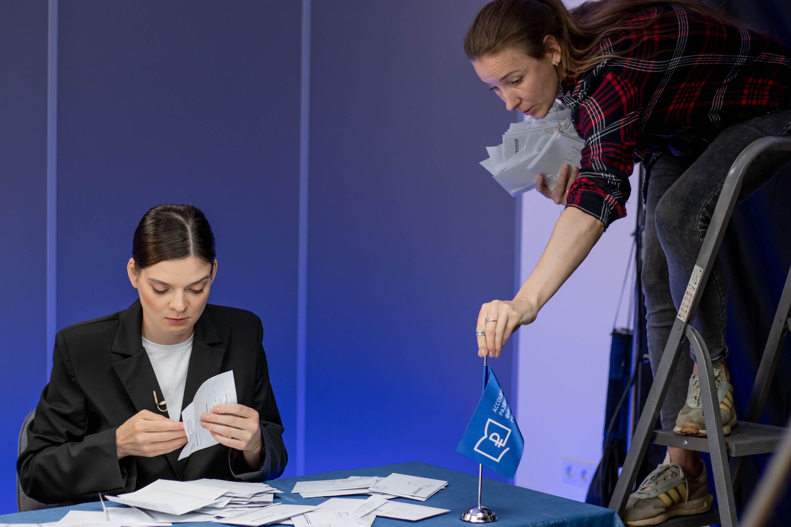 Backstage. Репортажный фотограф в Москве Катя Луговая, портретный фотограф и «street» фотограф, фотосессии «под ключ»