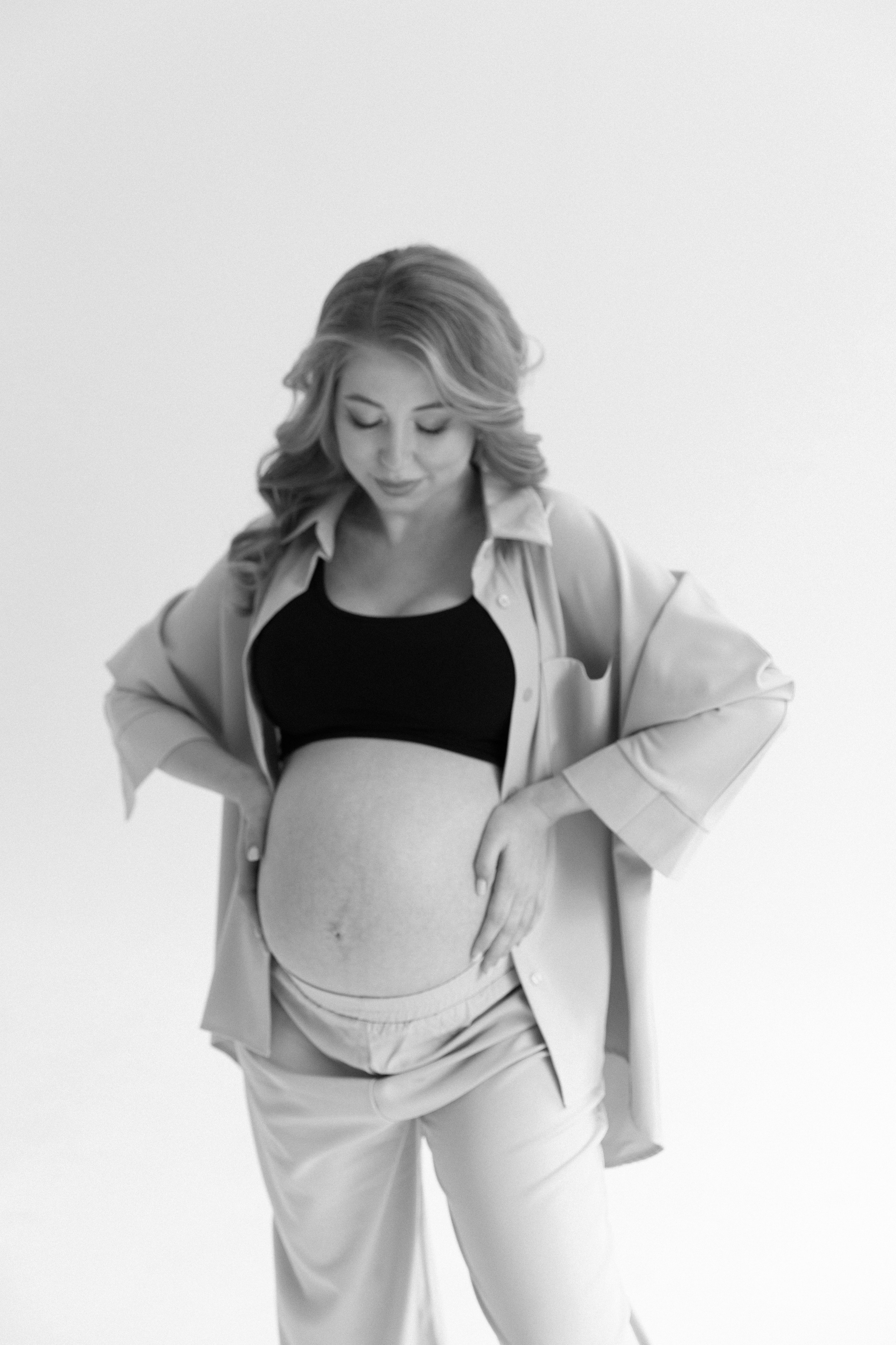 Беременность. Фотограф Мария Щеголькова. Чувственный женский портрет