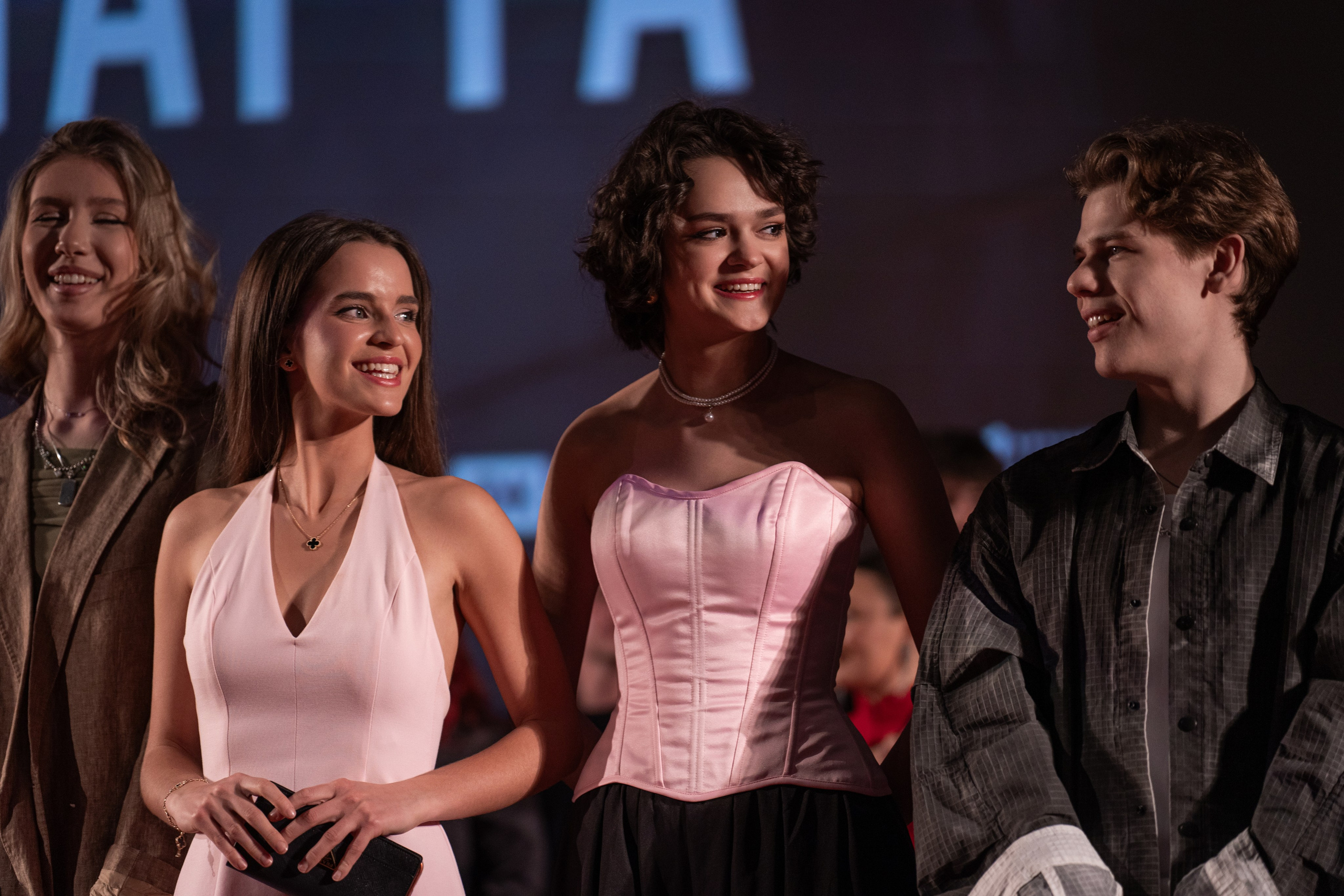 Твое сердце будет разбито. Премьера Твое сердце будет разбито. Фильм Твое сердце будет разбито. Твое сердце будет разбито смотреть. Каро 11 Октябрь