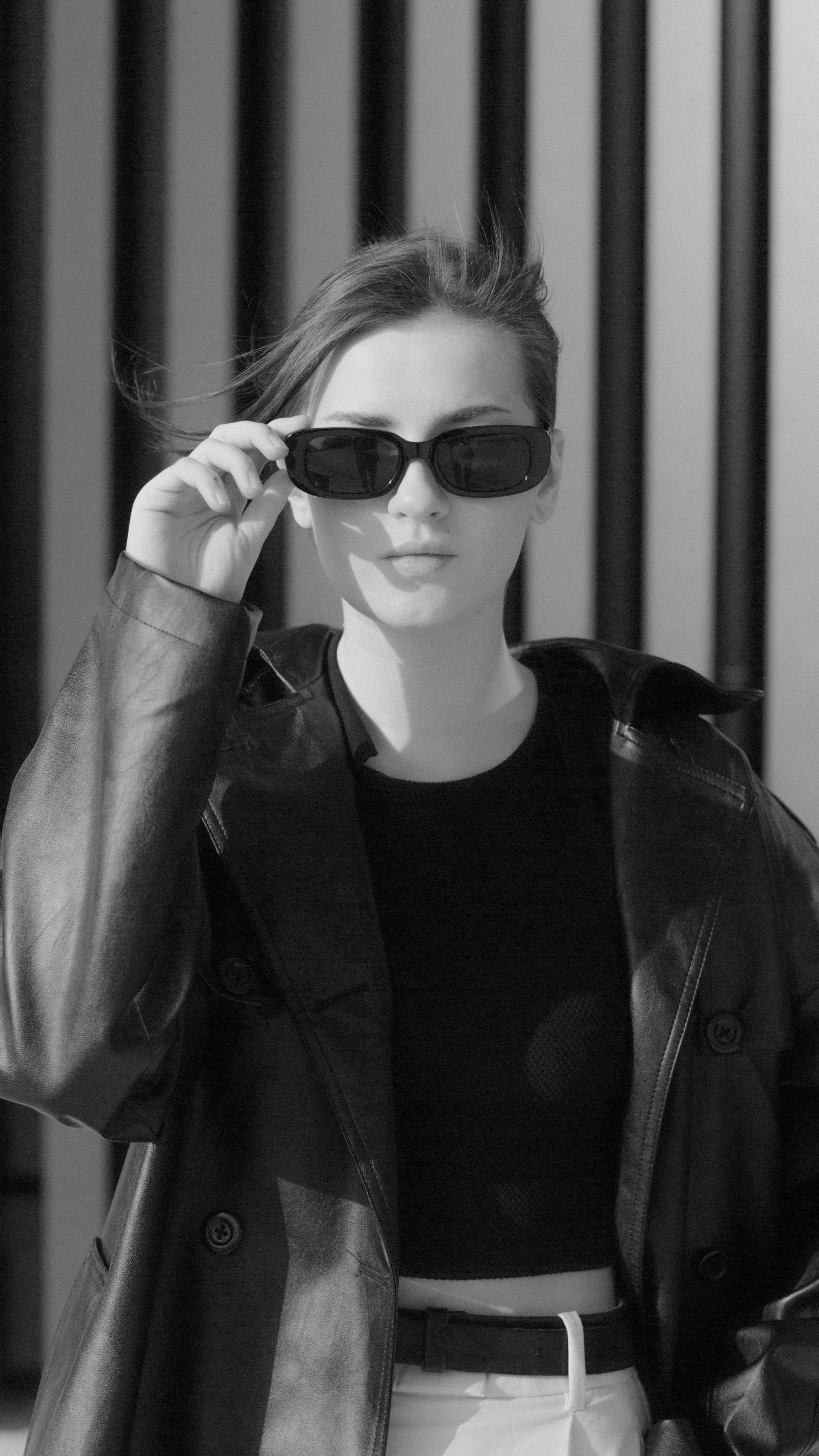 Полина ЧБ. Главная