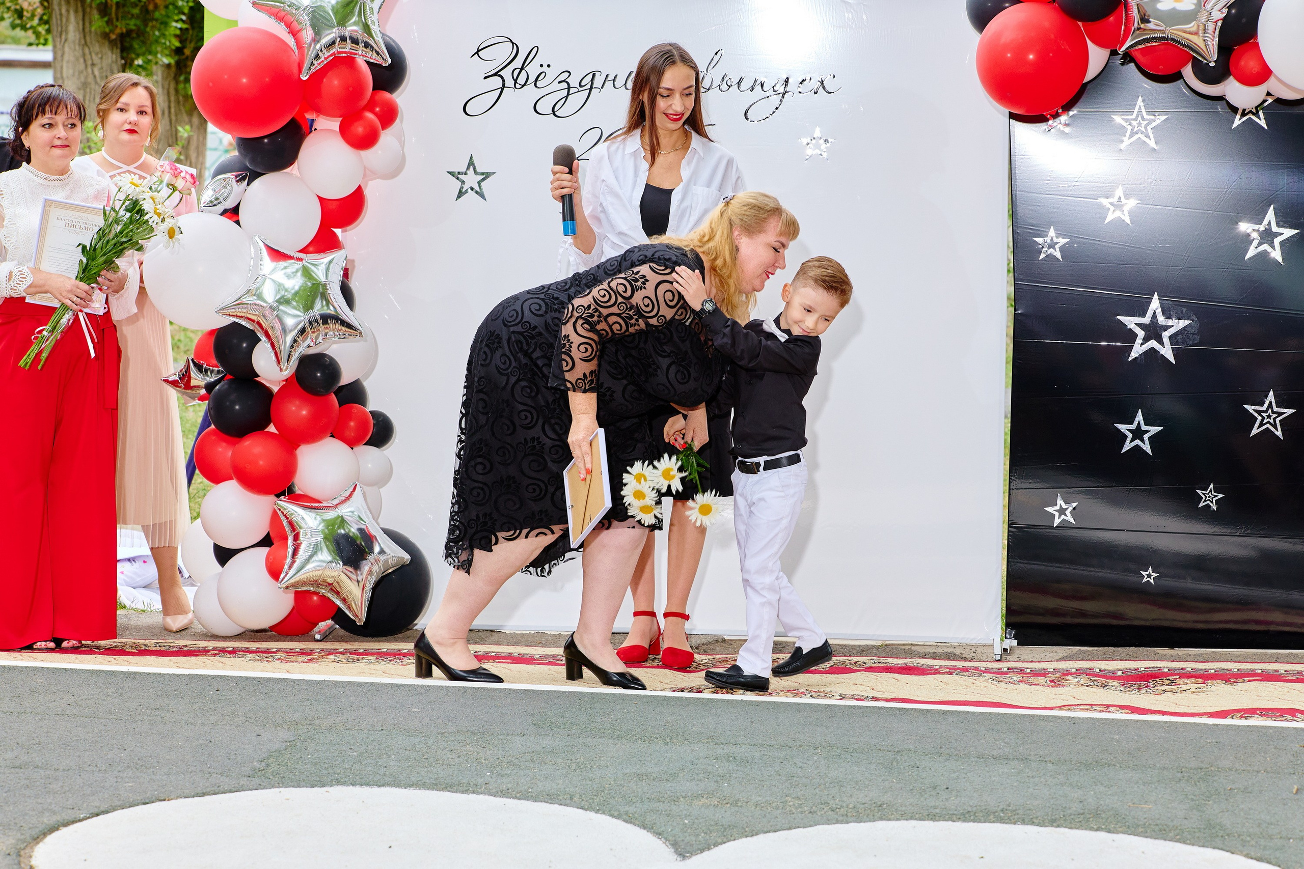 Выпускной 45 сад. Фотограф Выпускные альбомы Таганрог Сергей Коробченко