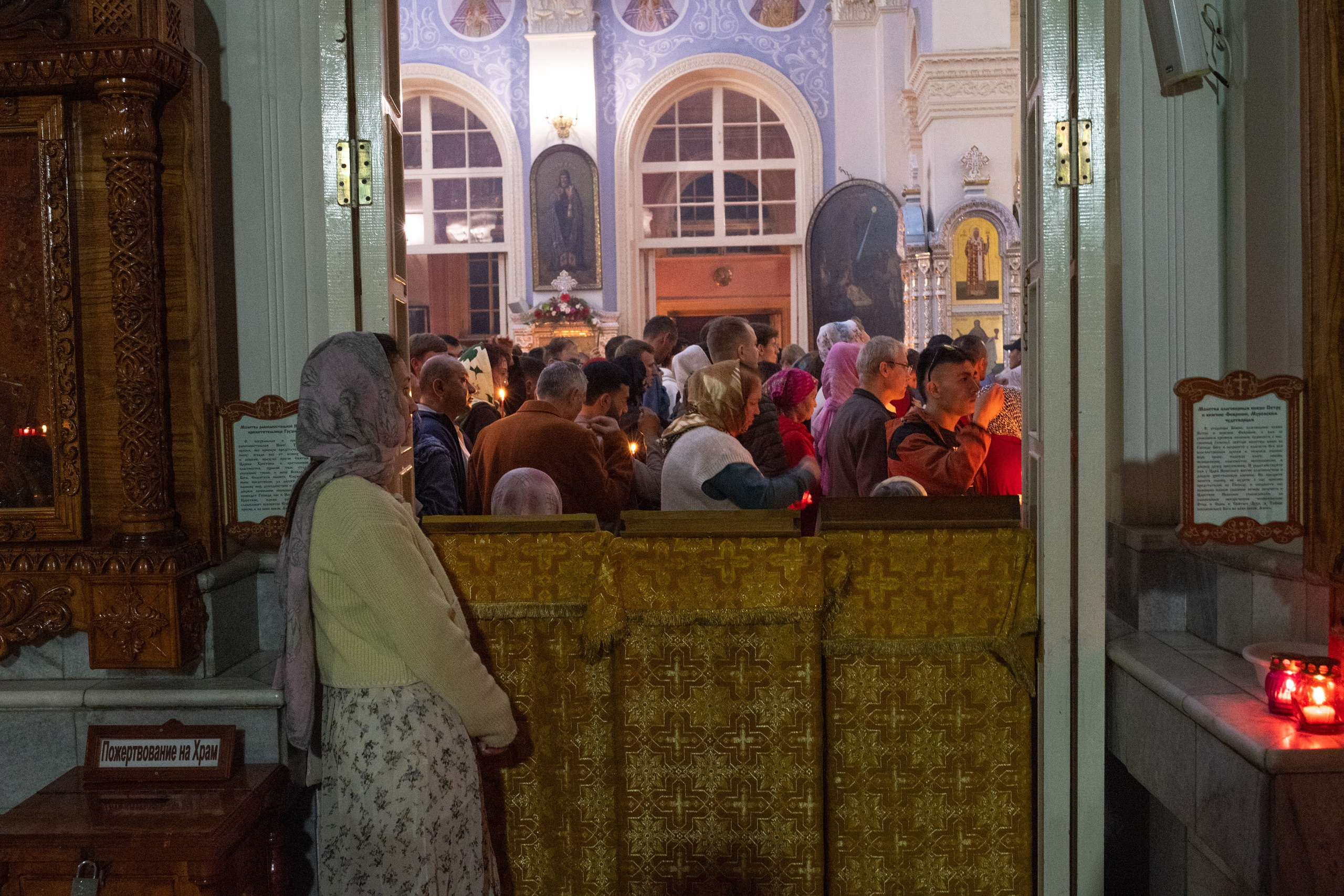 Праздничная молитва на Пасху. Репортажный, спортивный и документальный фотограф в Ташкенте Алексей Елисеев