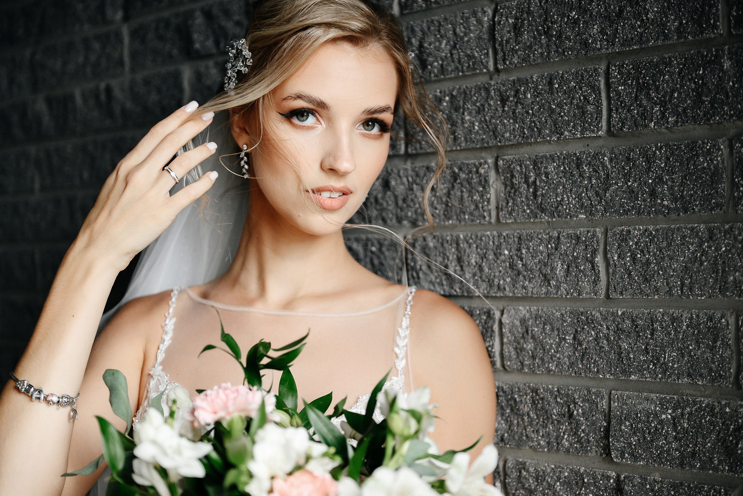 Александр и Анастасия. Zhulanovilya