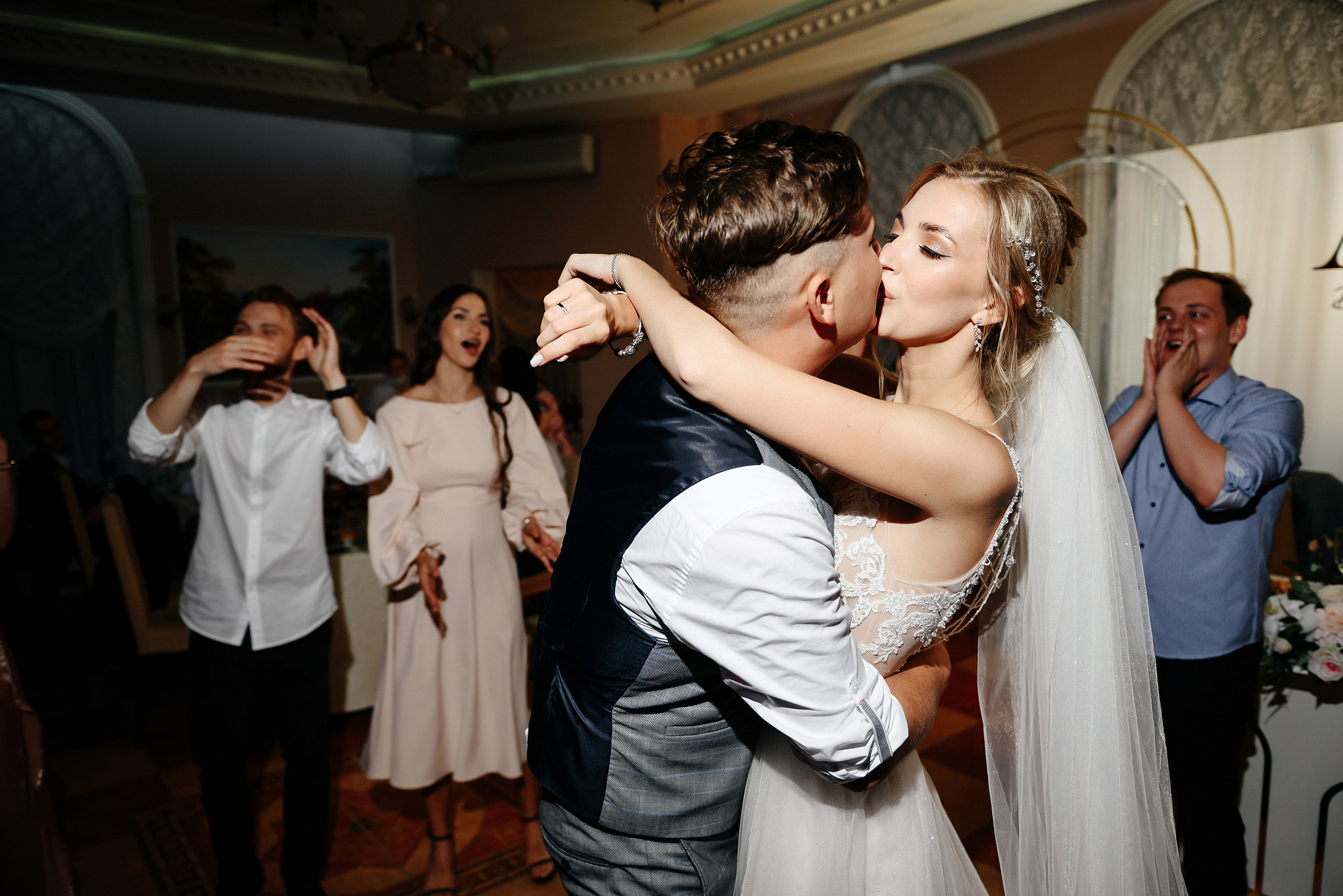 Александр и Анастасия. Zhulanovilya