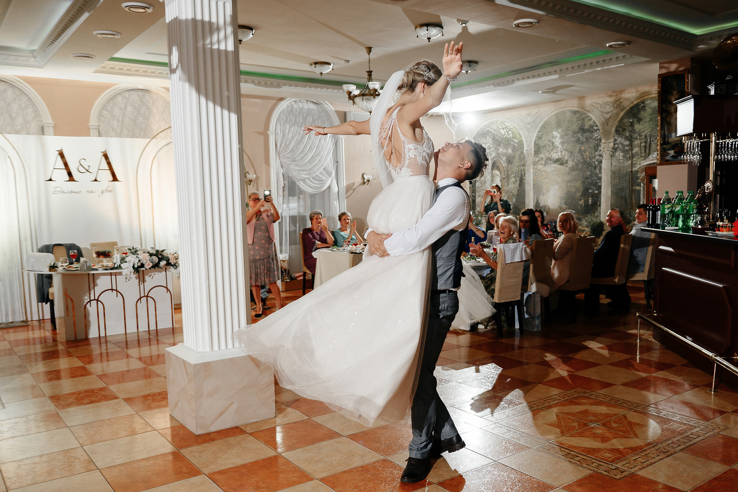 Александр и Анастасия. Zhulanovilya