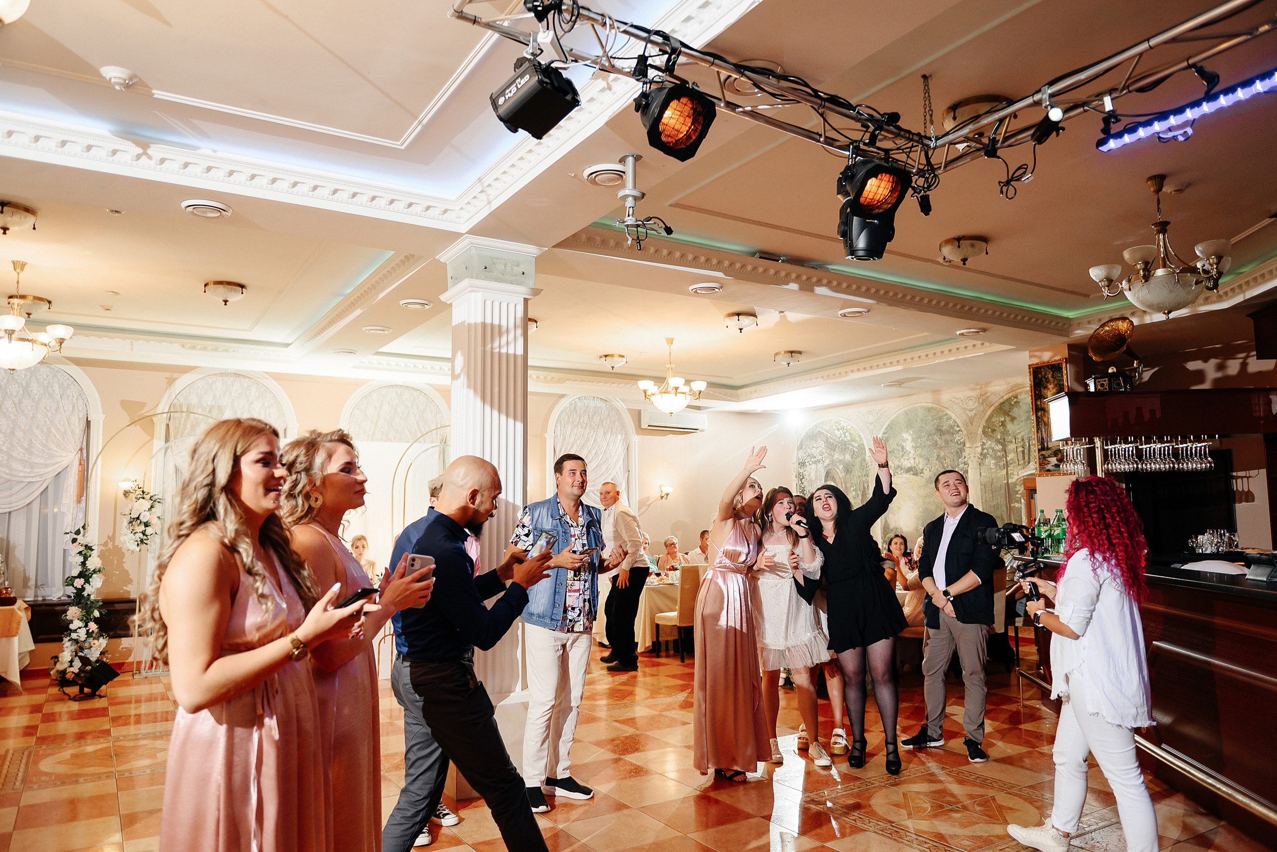 Александр и Анастасия. Zhulanovilya