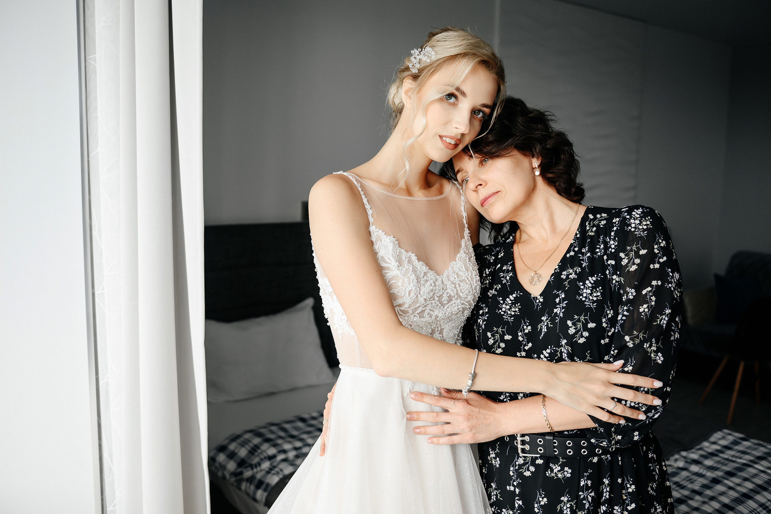 Александр и Анастасия. Zhulanovilya