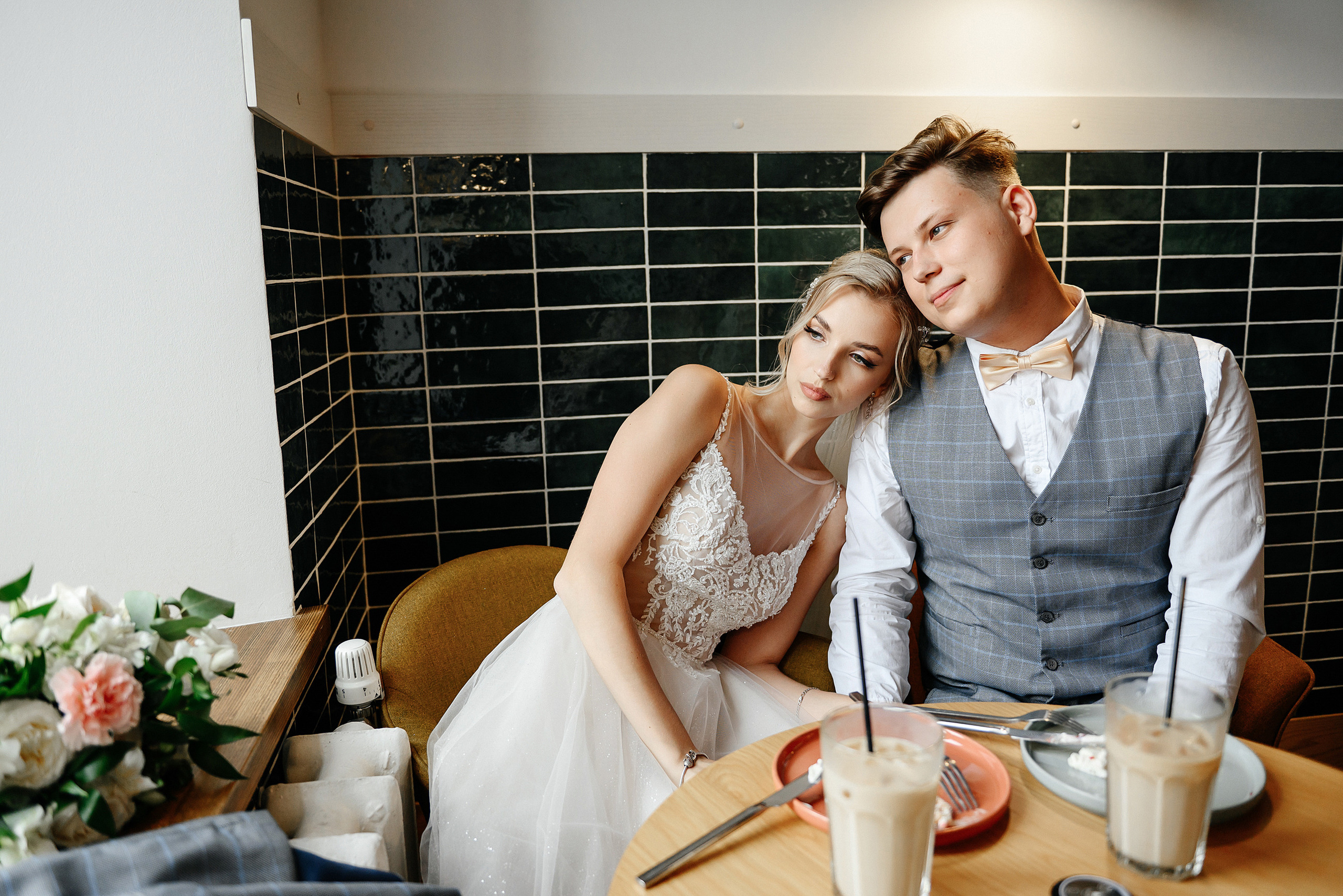 Александр и Анастасия. Zhulanovilya