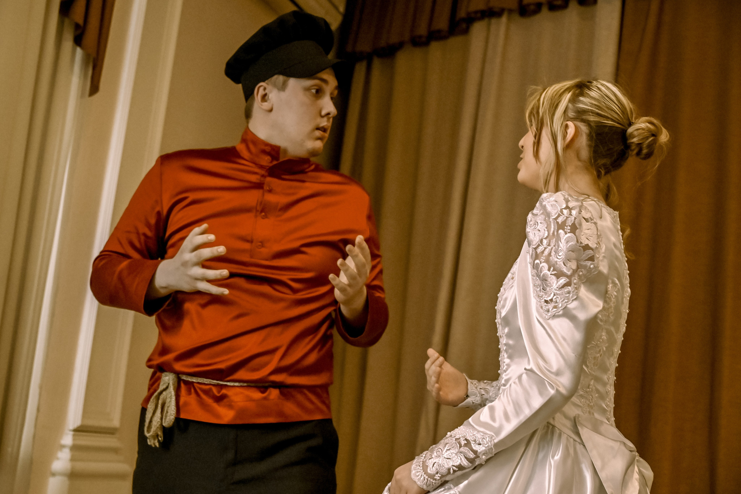 «Женитьба Белугина». Режиссёр Сергей Ермаков. Репортажный профессиональный фотограф-любитель