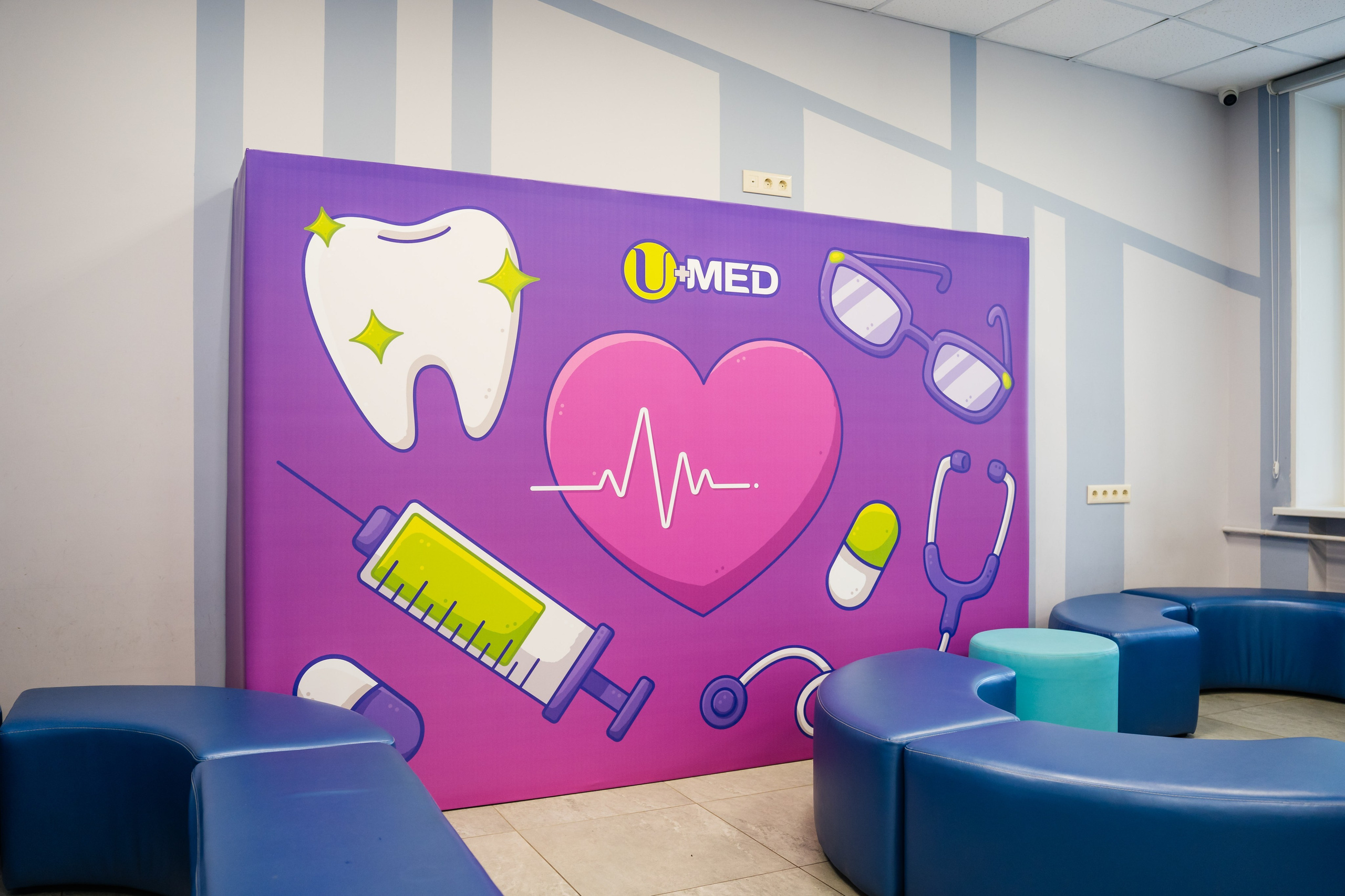 Съемка для Уральского медицинского колледжа ЮМЕД. Видеограф и Фотограф в Челябинске Ксения и Владимир Рюмины