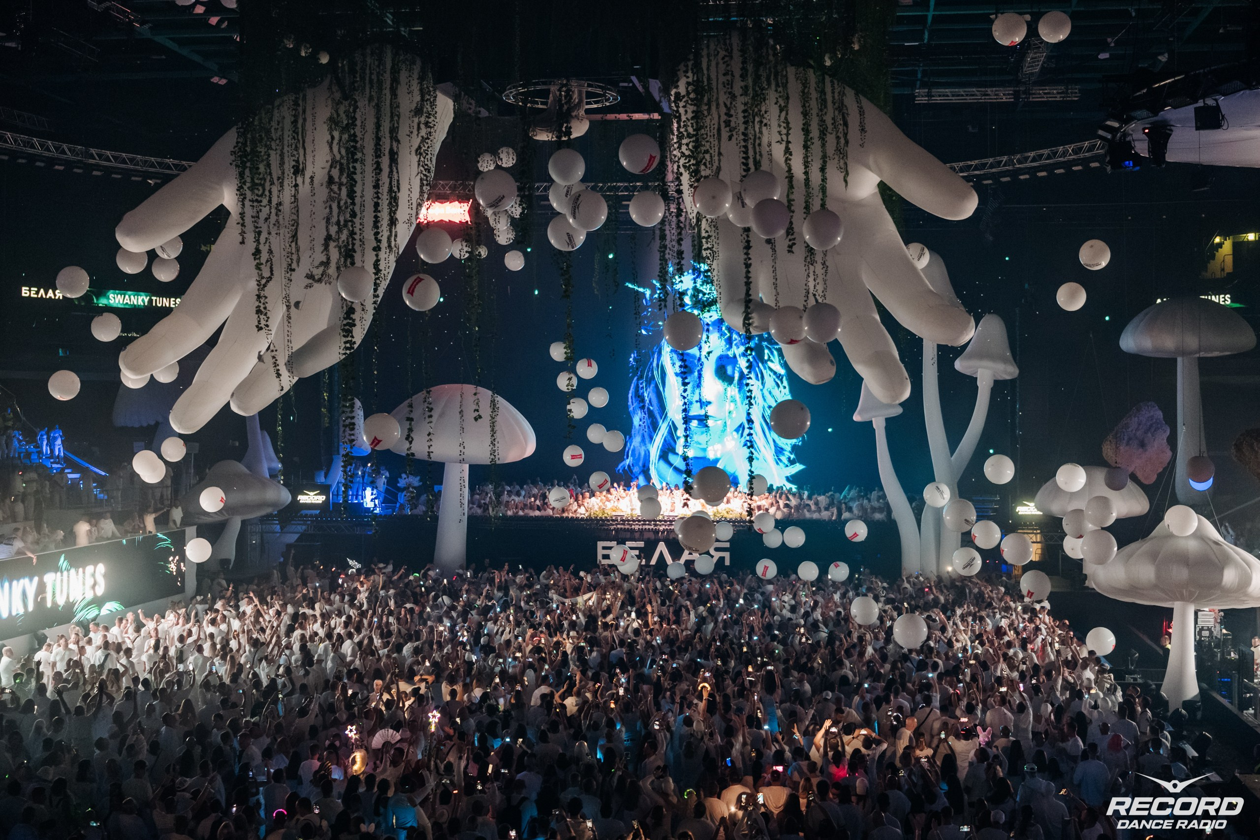 БЕЛАЯ. Репортажный фотограф Санкт-Петербург