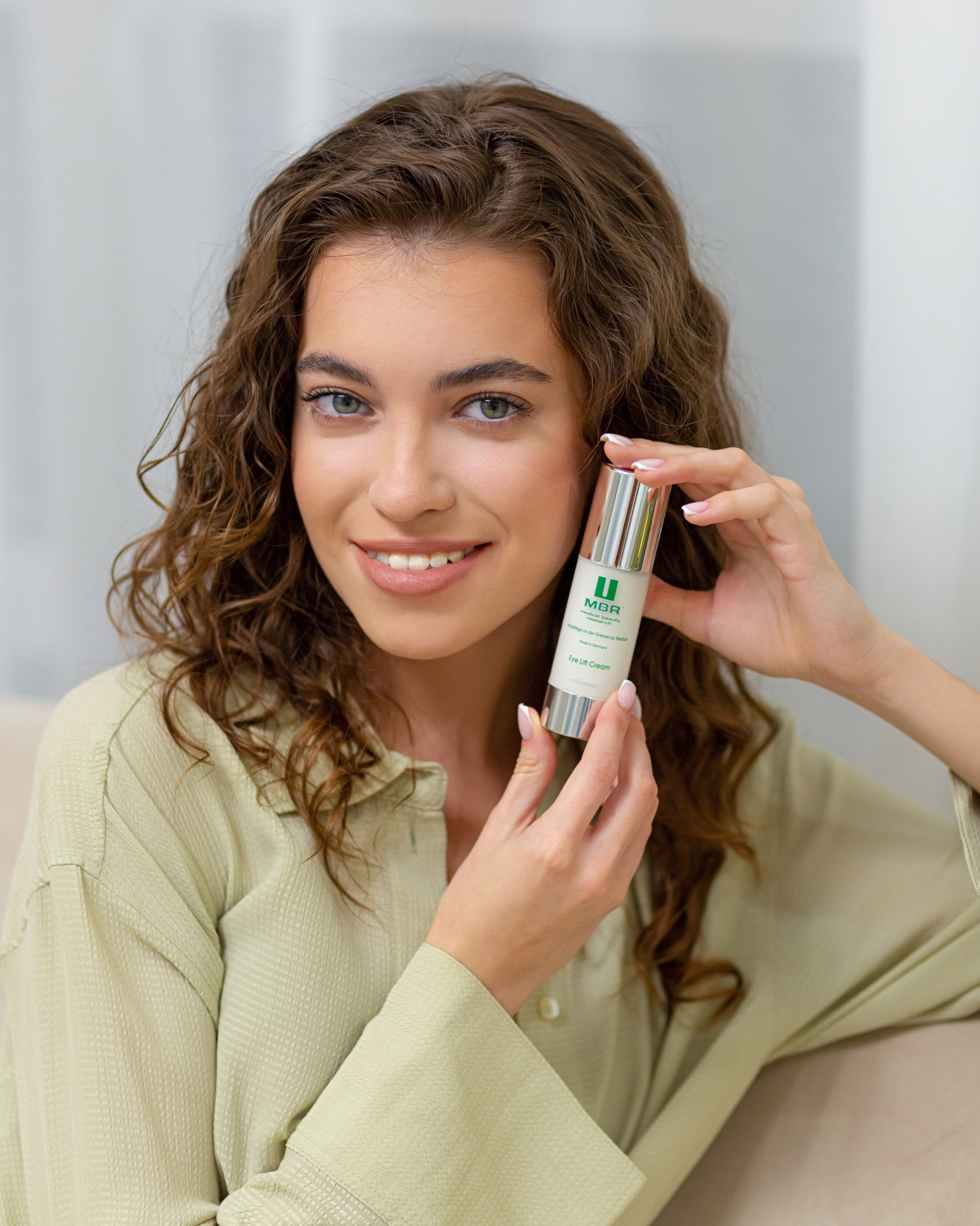 Ульяна (АР), 40-42 р-р, 176 см. KED Production — продакшн из СПб. Создаём фото, видео и контент, который помогает брендам и селлерам продавать больше