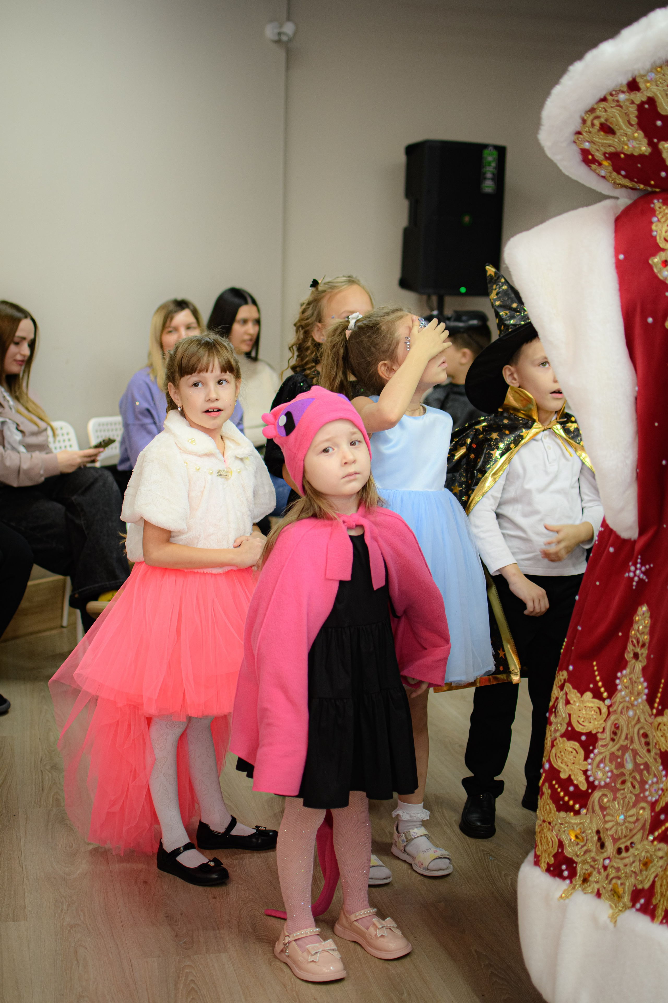 HAPPY NEW YEAR. Photokarish