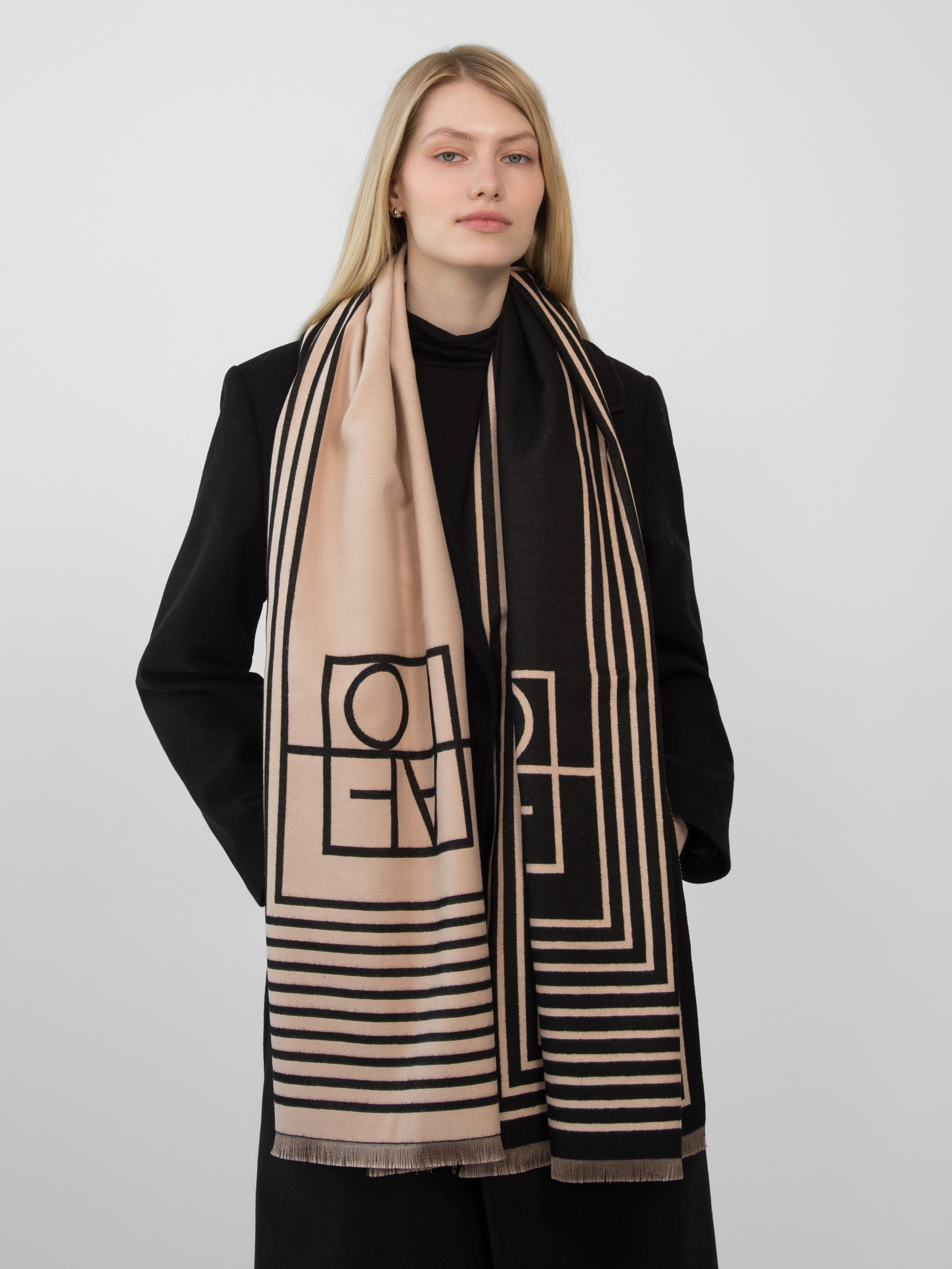 Шарфомания. Фотограф в Москве Саша Кудрявая