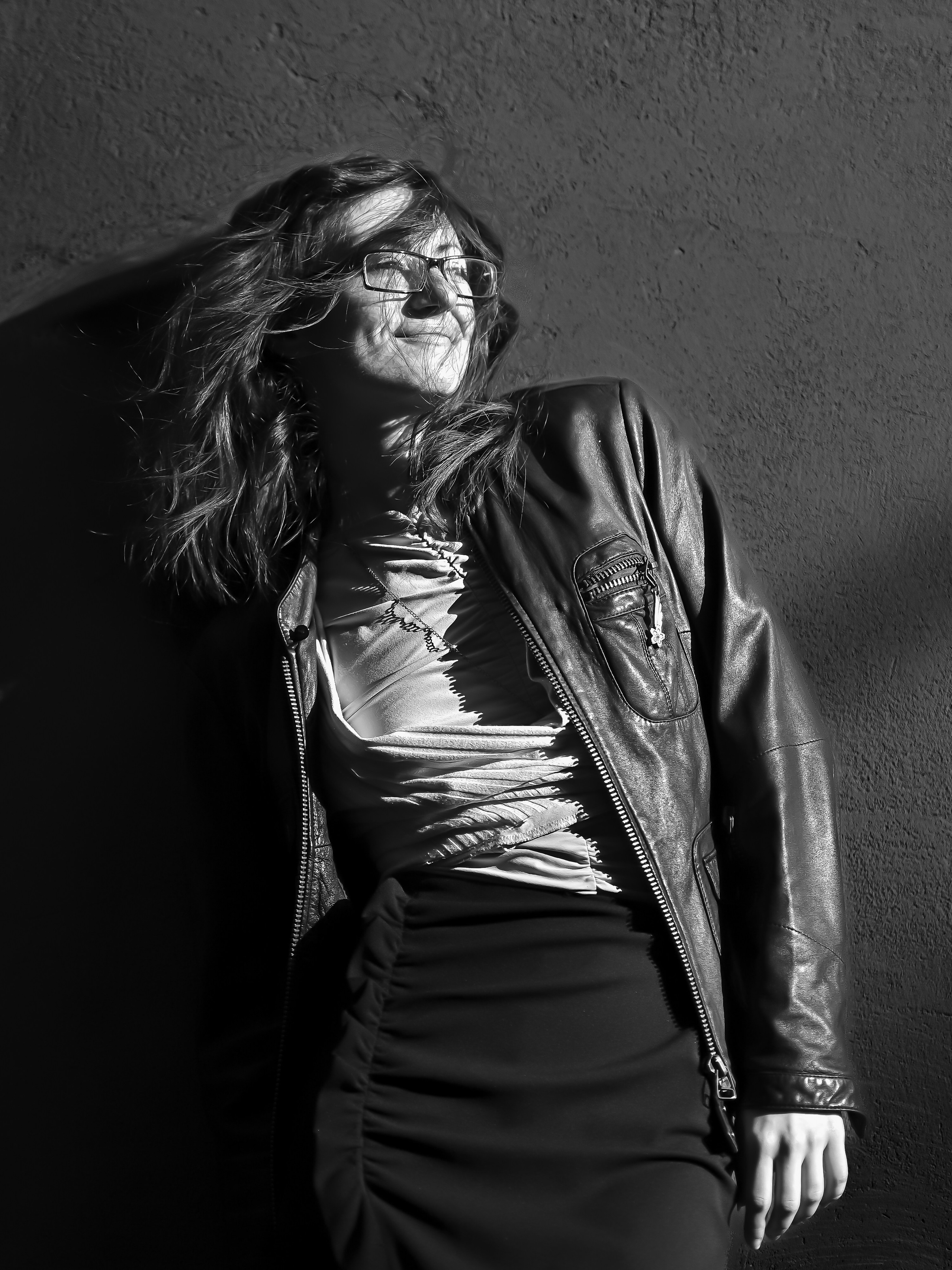 Весна на Красном Октябре ч_б. Портретный фотограф в Москве Сергей Чудов