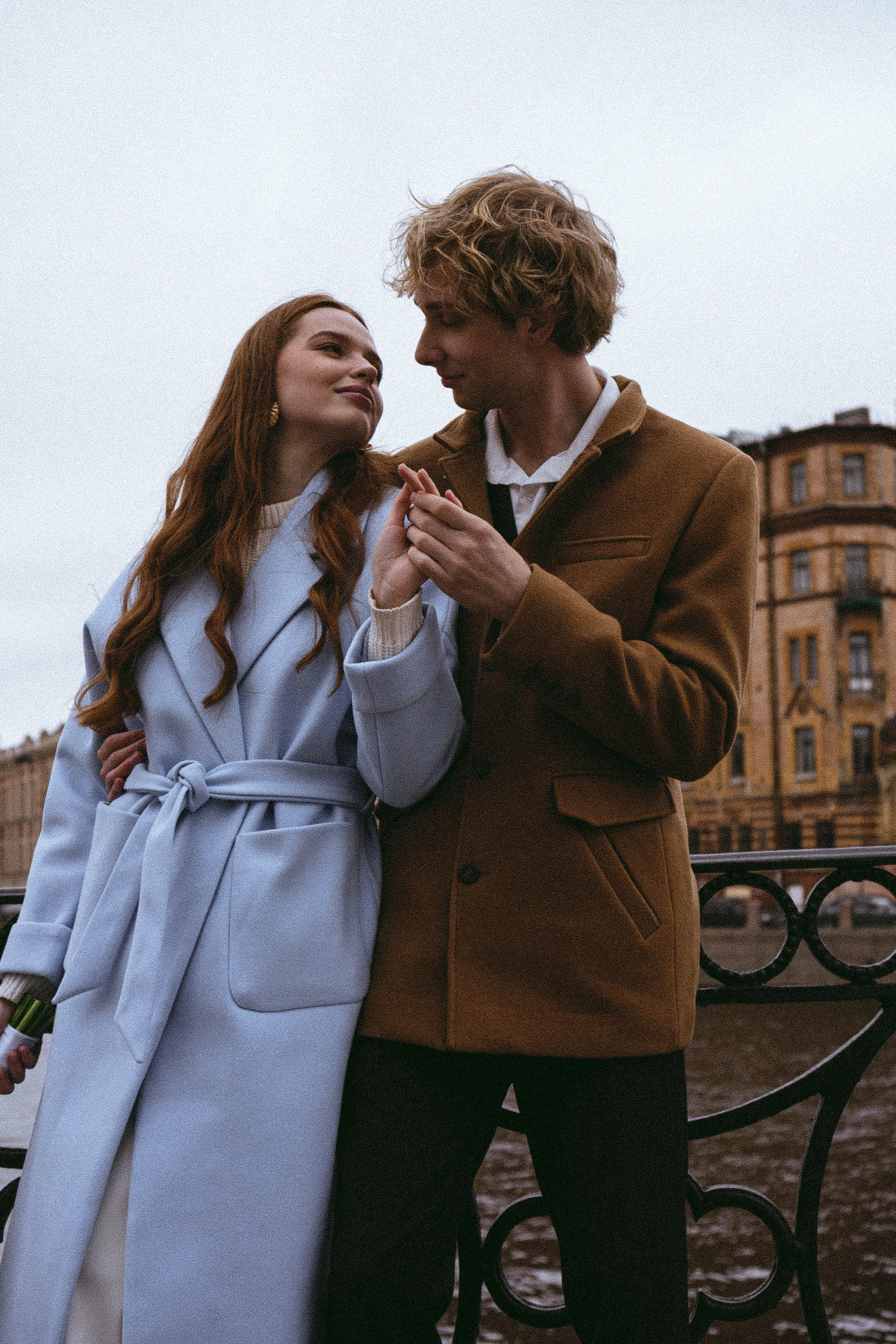 СВАДЕБНАЯ СЬЕМКА В ОТЕЛЕ. СБОРЫ ЖЕНИХА И НЕВЕСТЫ И ТАКЖЕ ТОР И ПОДГОТОВКА К ПРОГУЛКЕ И ПРОГУЛКА ПО ПЕТРОГРАДКЕ. Профессиональный фотограф, Санкт-Петербург — Виктория Богомолова