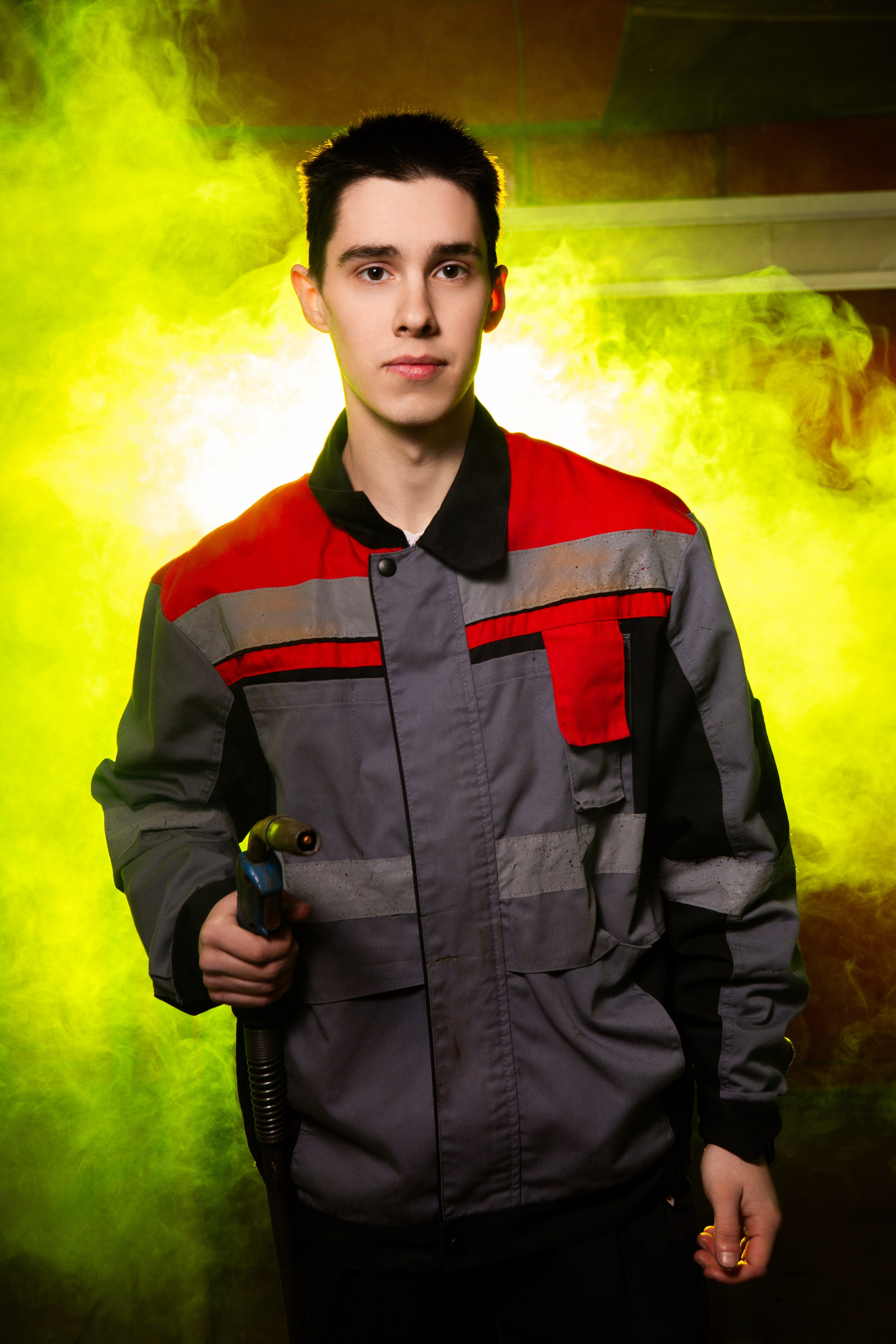 Портретная Фотосессия в Цеху для Выпускников Сварщиков | Твой Альбом Мценск. ТВОЙ АЛЬБОМ / ТВОИ ПРАВИЛА