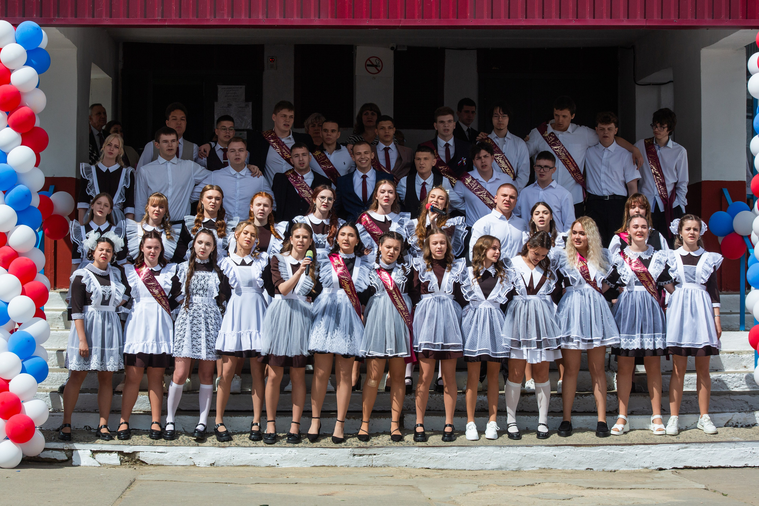 ПОСЛЕДНИЙ ЗВОНОК 2025 9 ШКОЛА. ТВОЙ АЛЬБОМ / ТВОИ ПРАВИЛА